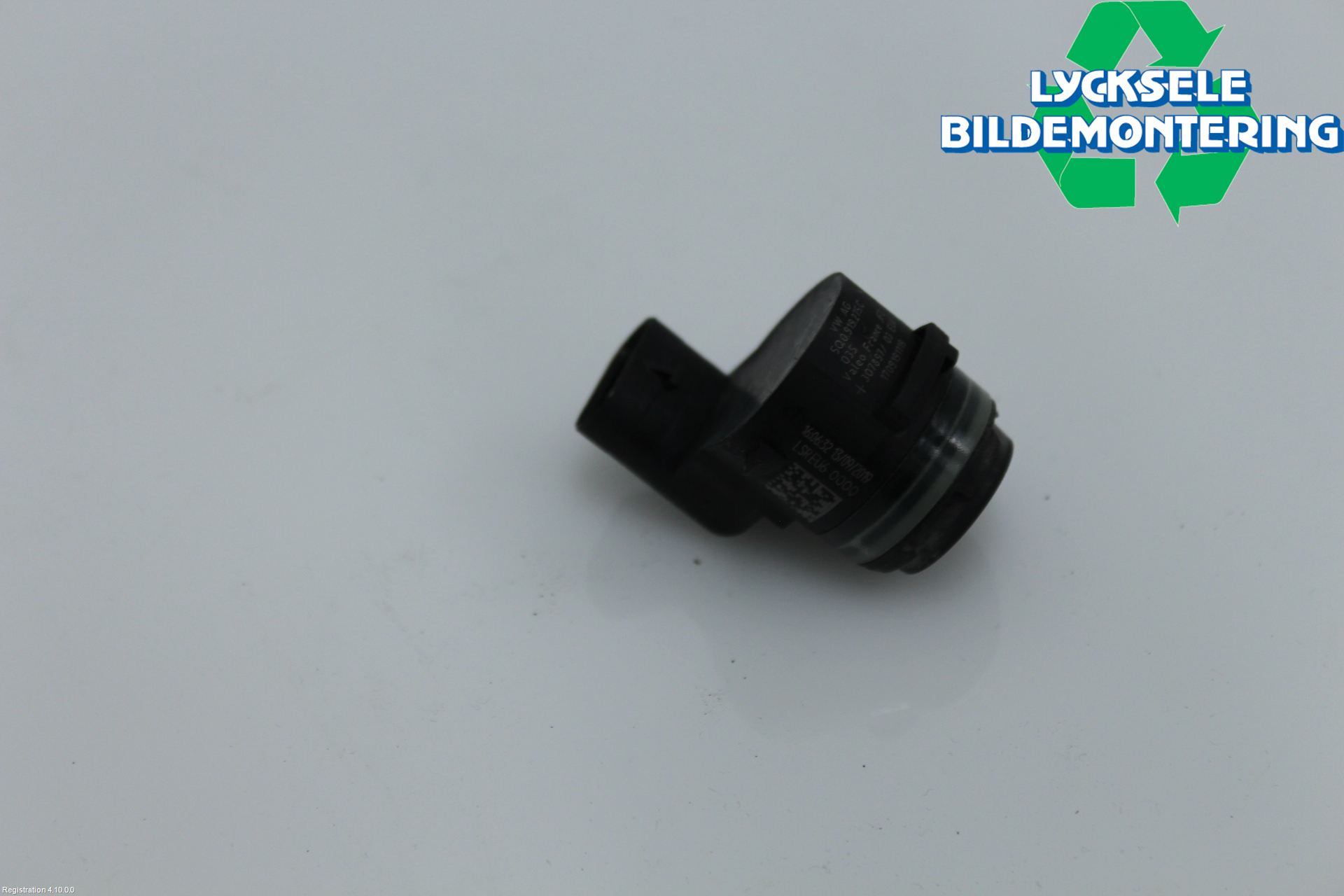 Volkswagen VW T-ROC 18- Parkeringshjälp Frontsensor