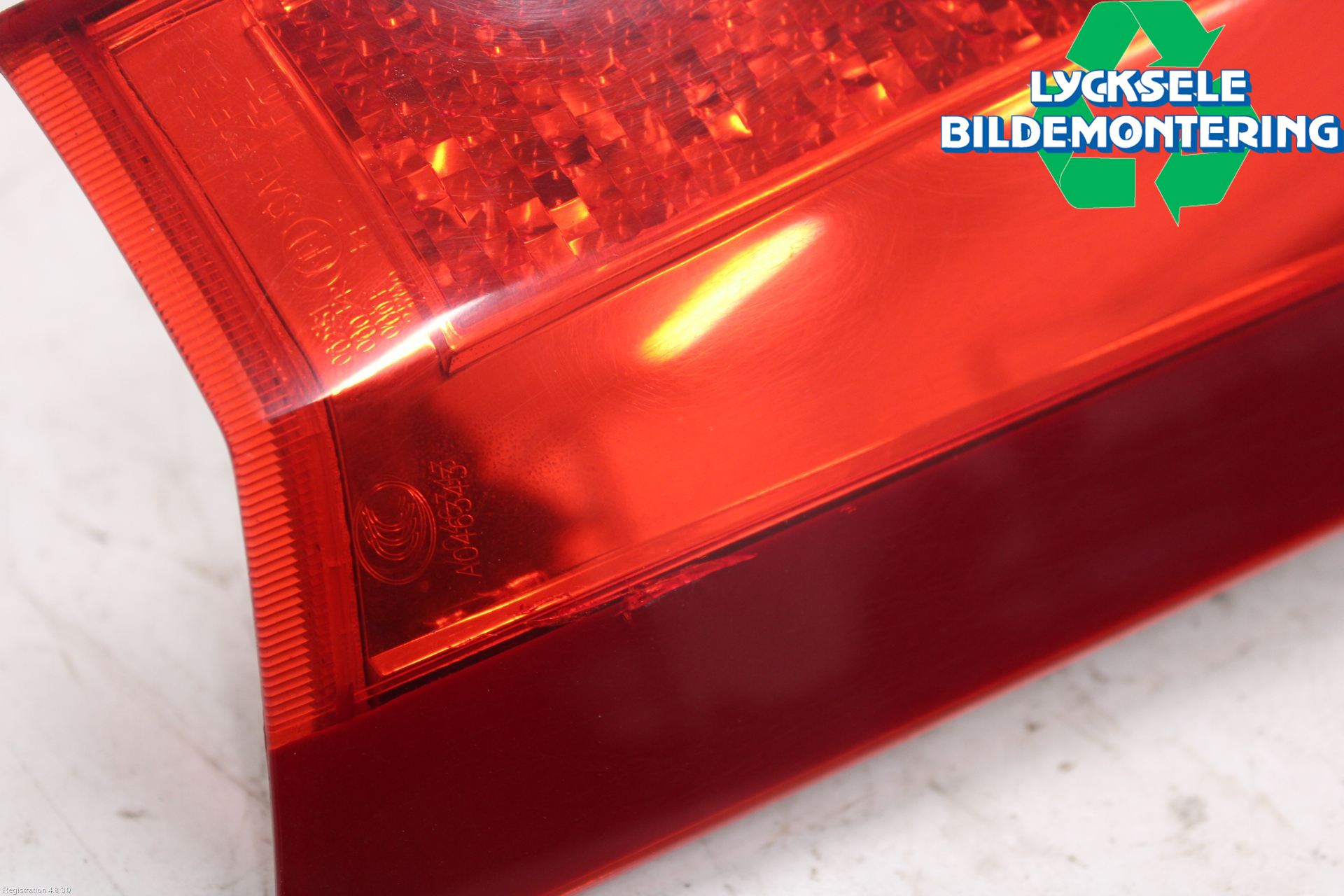 Volvo XC70 08-13 Bakljus Lucka Vä