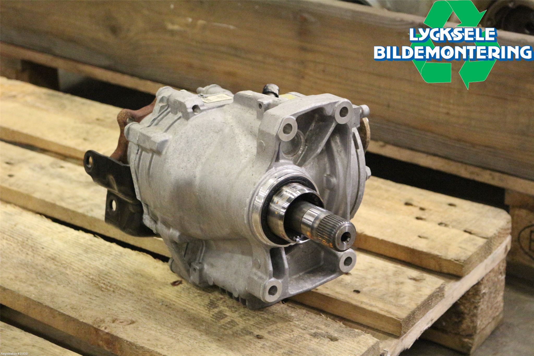 Skoda SUPERB 16-24 Växel Fördelningslåda