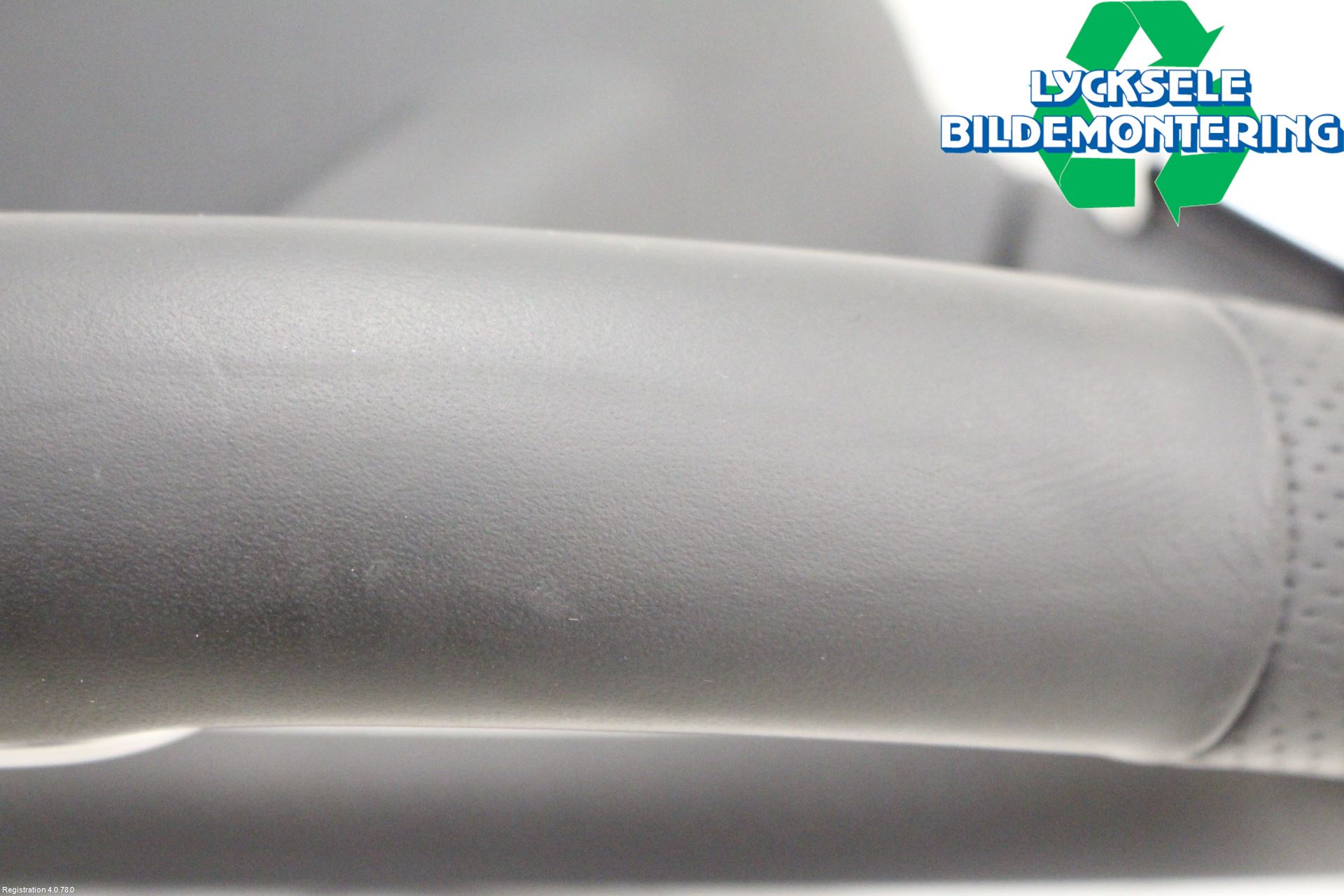 Audi A6 F2/C8 19- Ratt