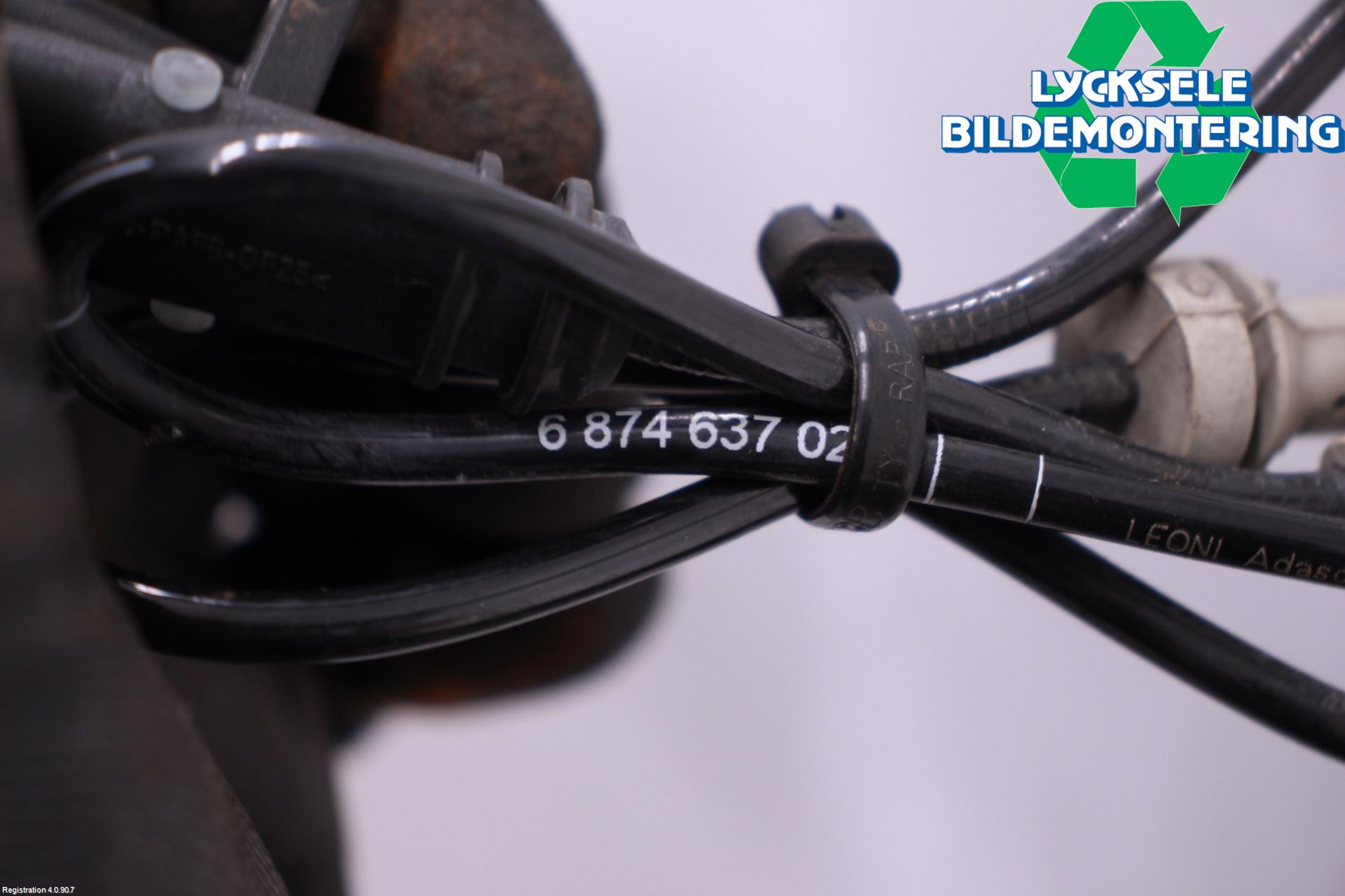 BMW 5 G30/G31/F90 17-23 Abs Sensor