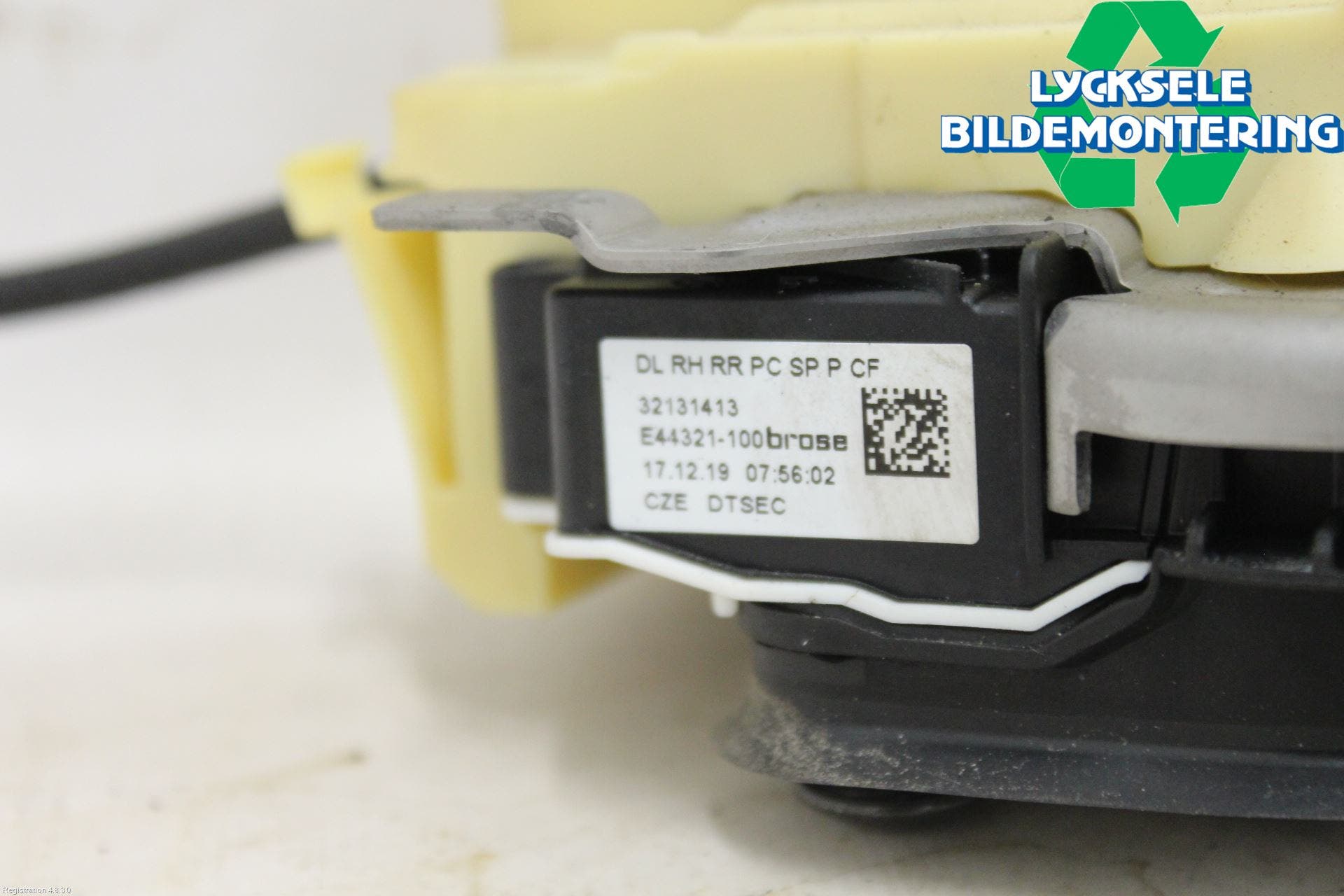 Volvo V60 19- Låskista-Dörrlås