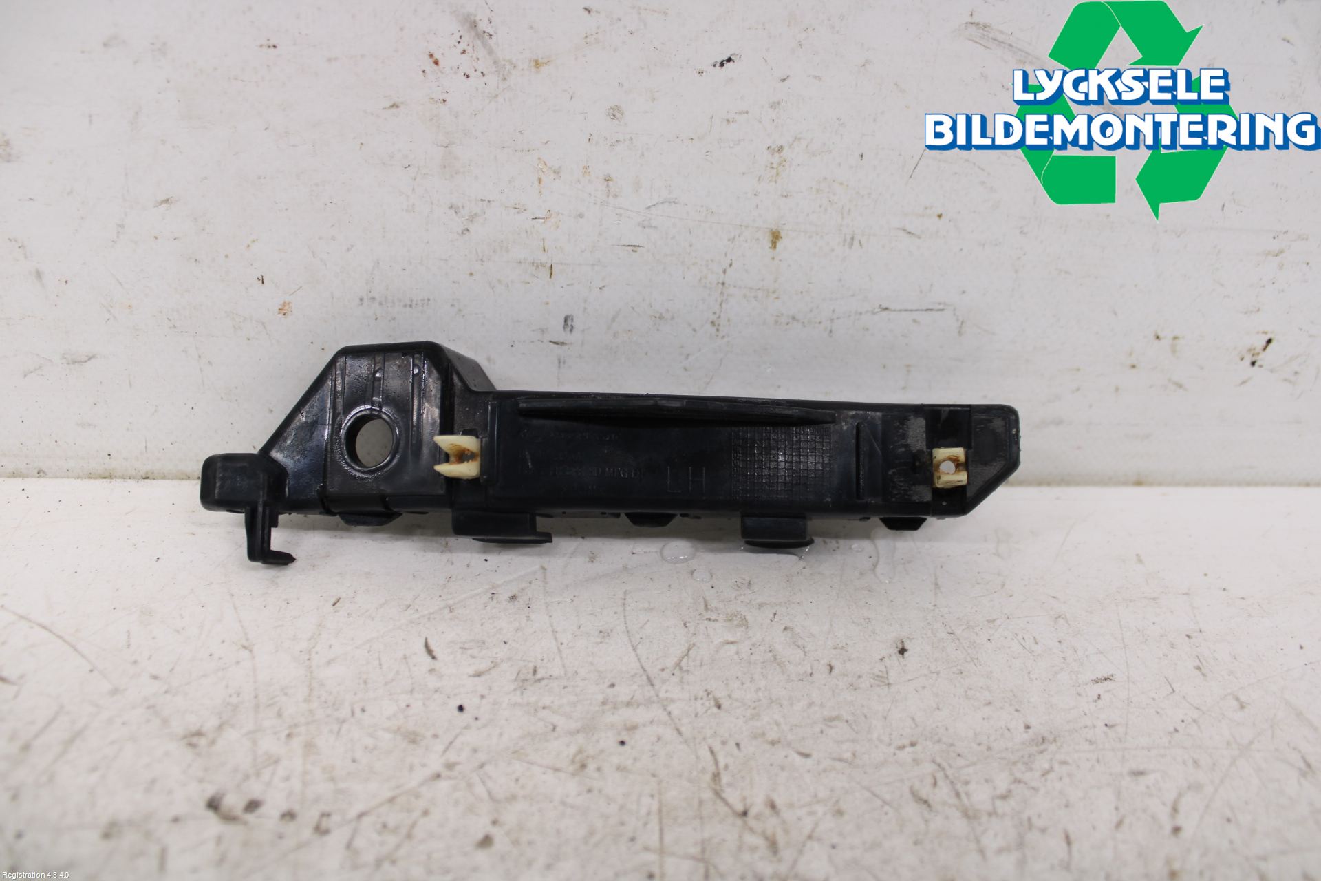 Hyundai SANTA FE  06-12 Stötfångarfäste Fram Vä
