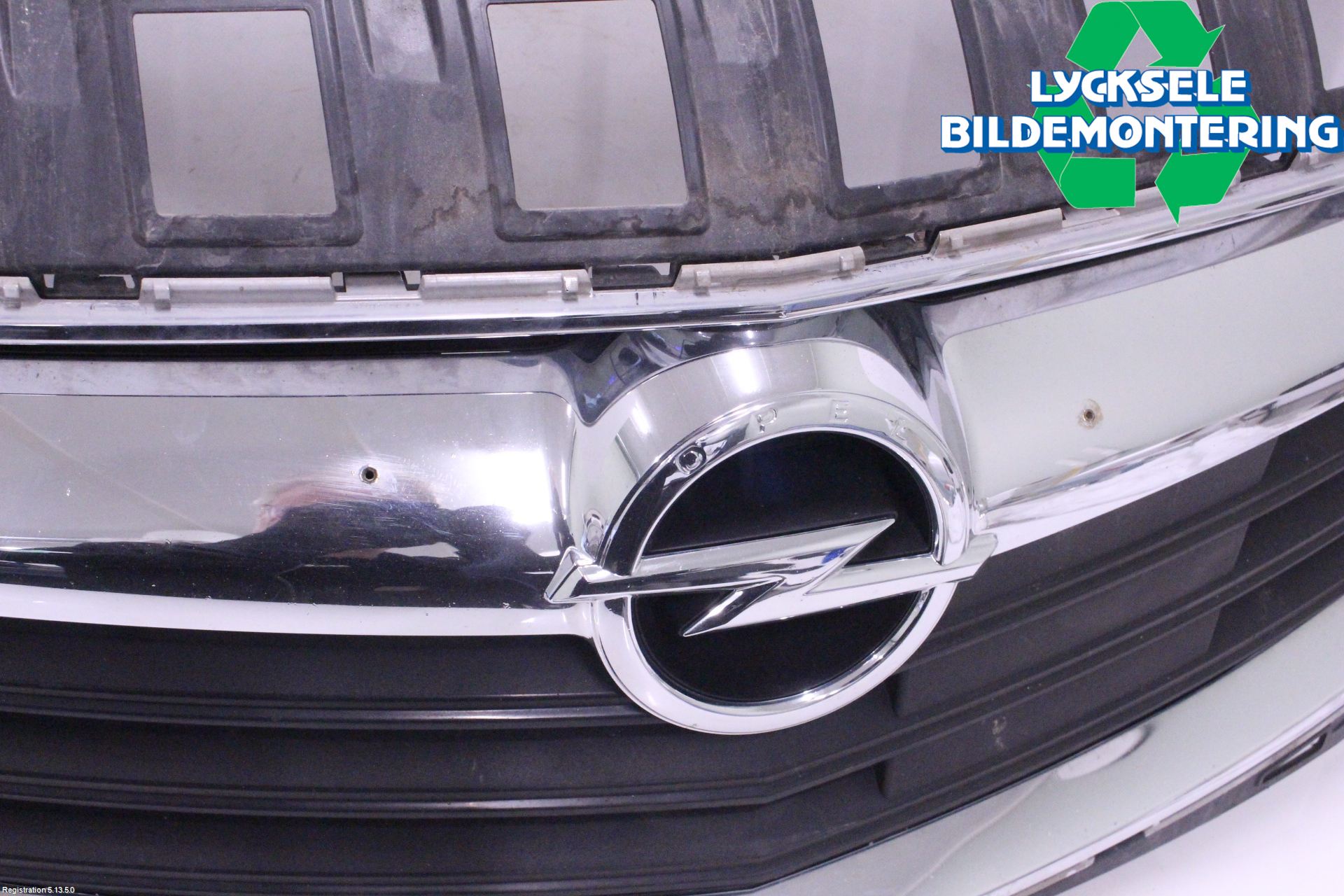 Opel INSIGNIA 09-16 Grill Komp