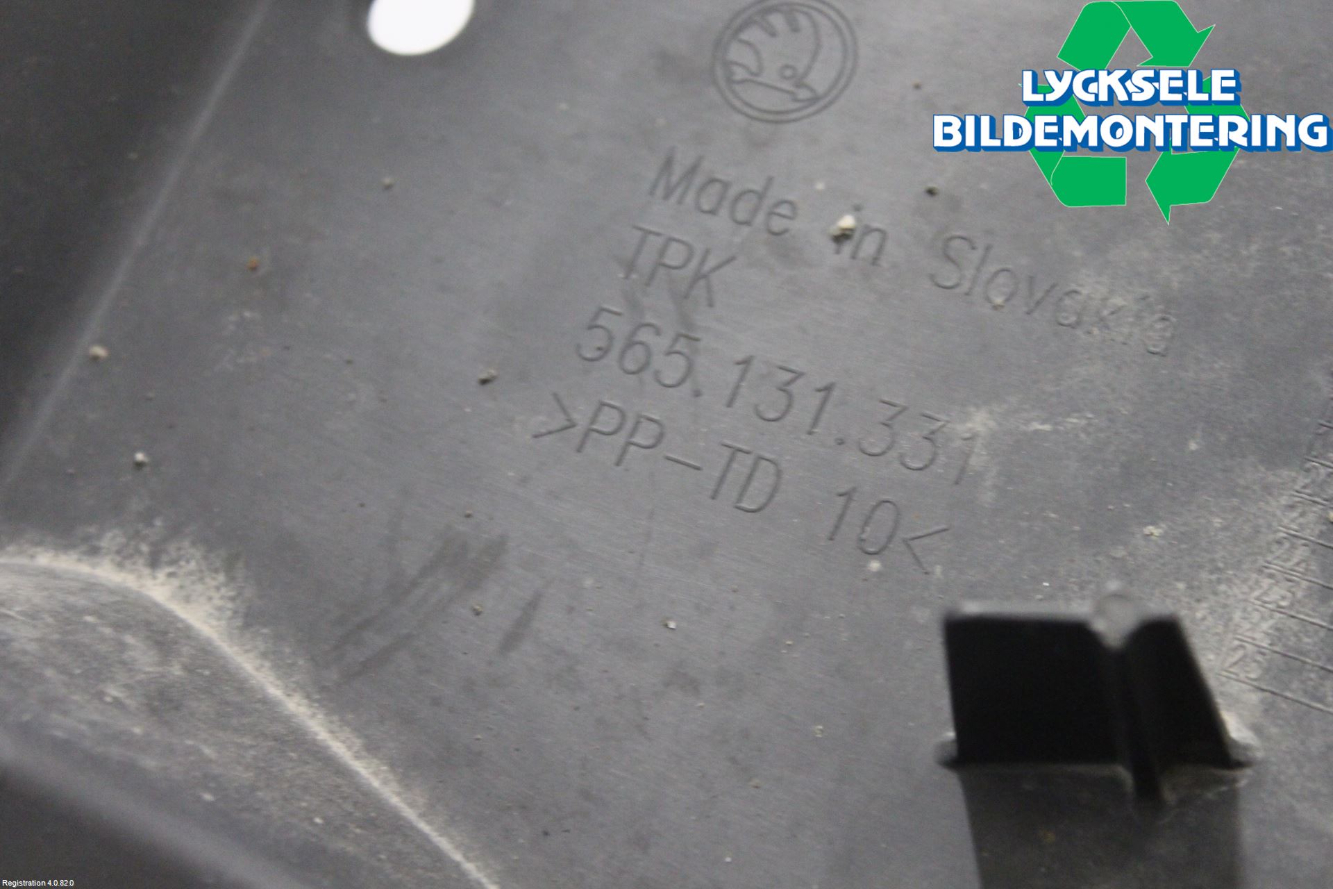 Skoda KODIAQ 17-24 Hasplåt Plåt-Plast