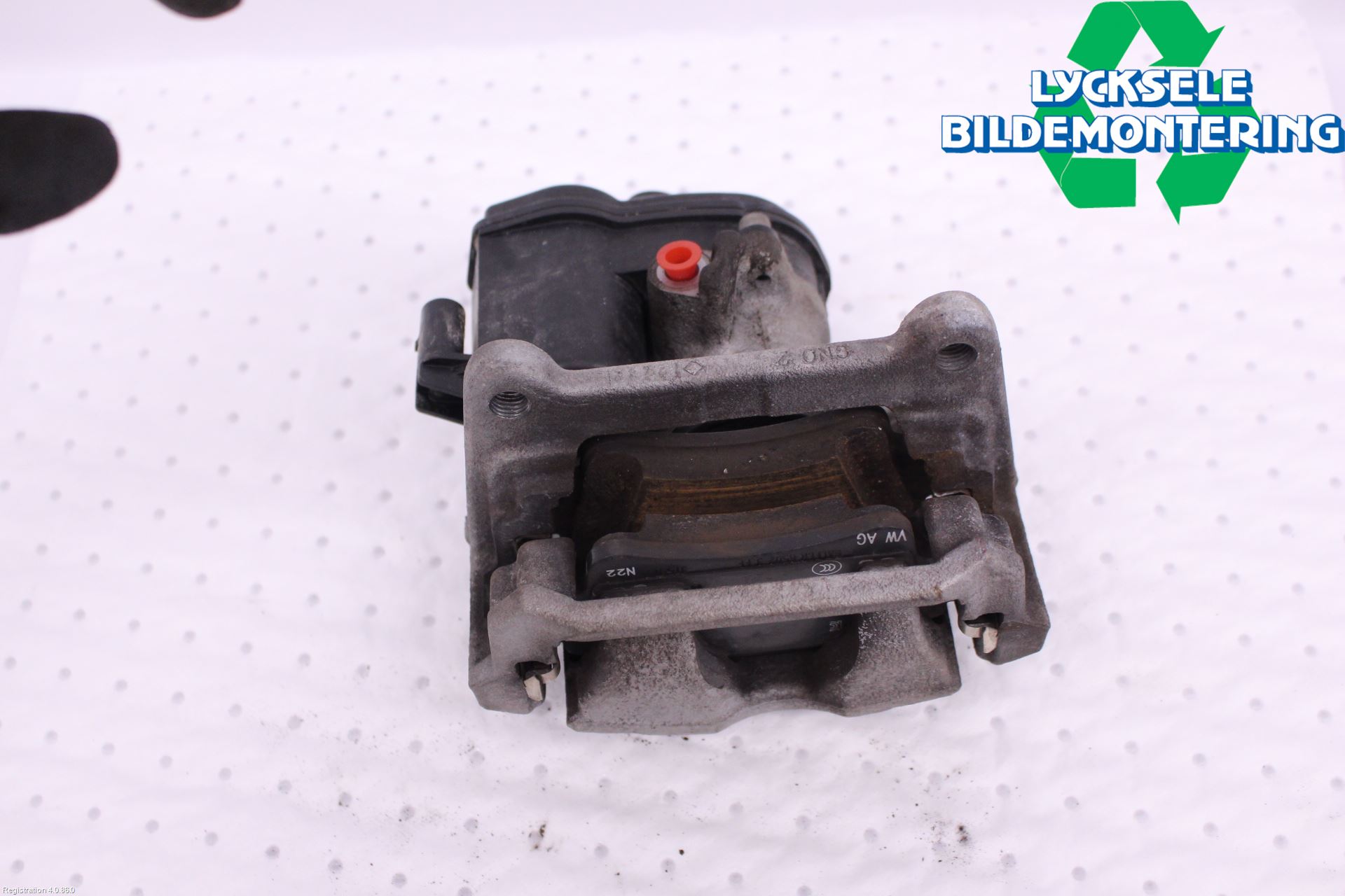 Audi A6 F2/C8 19- Bromsok Bak Vänster