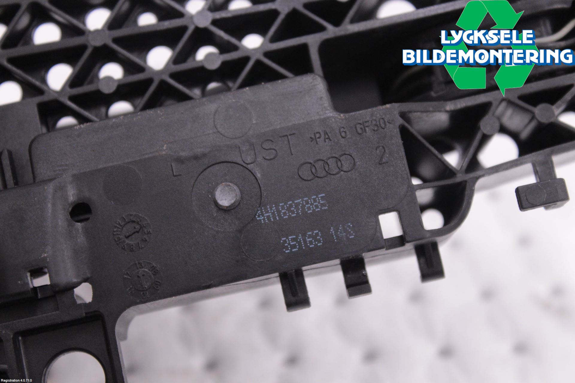 Audi A6 ALLROAD 12-18 Dörrhandtag Yttre Vä