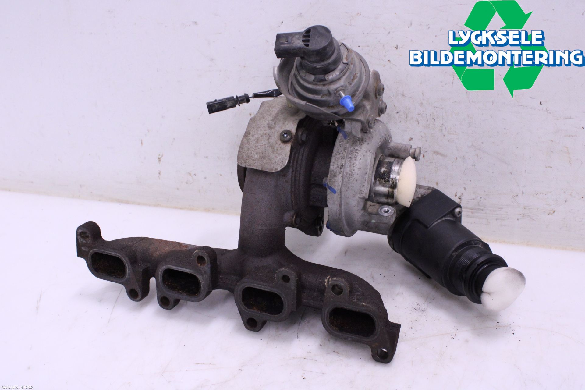 Volkswagen VW CADDY 11-15 Turboaggregat