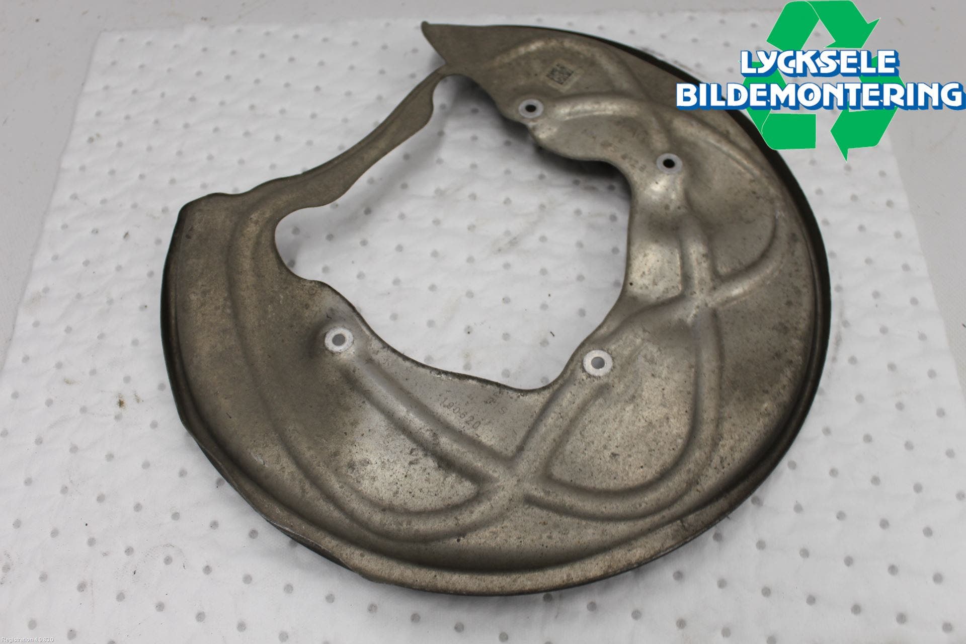 Audi A6 F2/C8 19- Bromssköld Bak