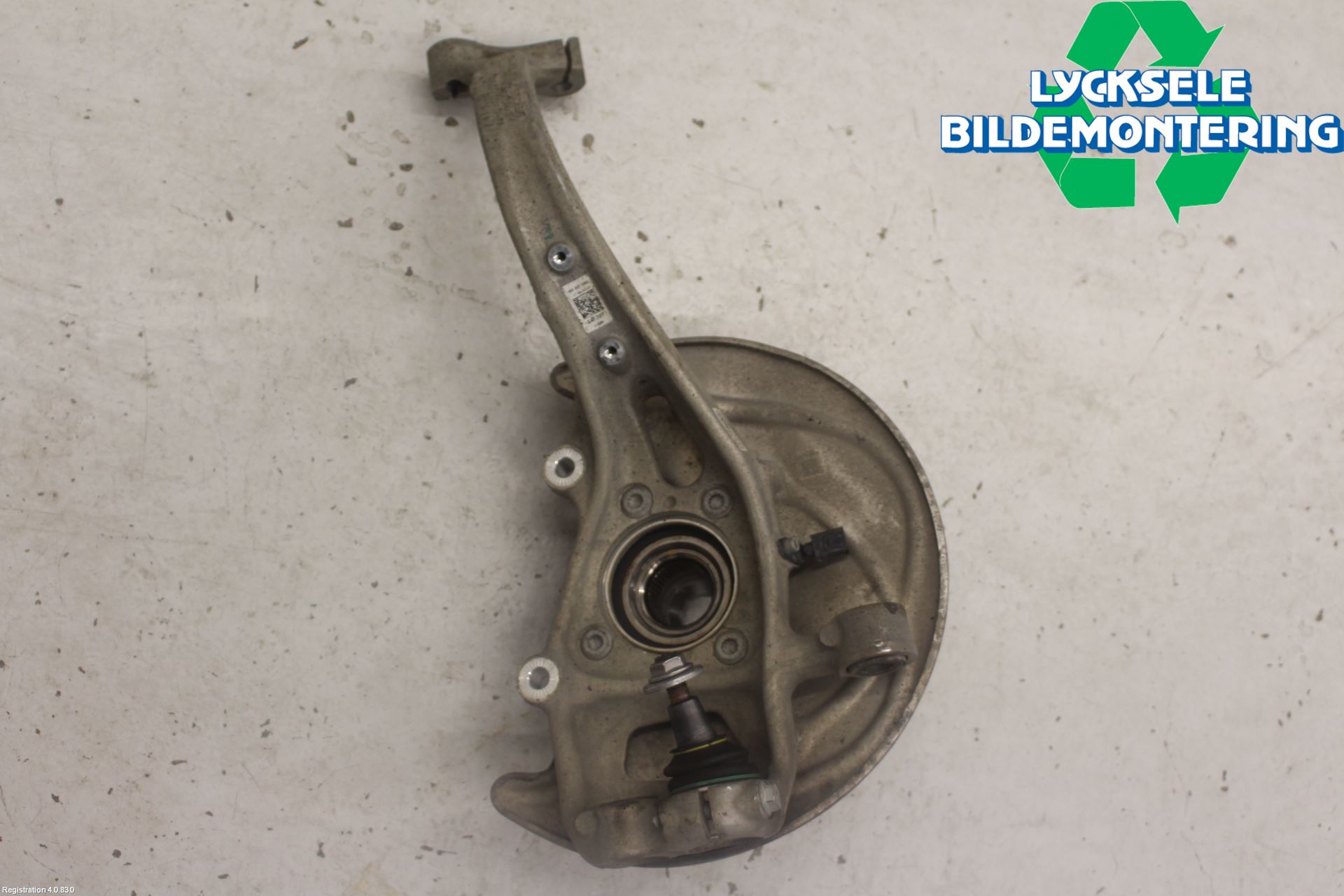 Audi A6 F2/C8 19- Styrspindel Lagerhus Vä