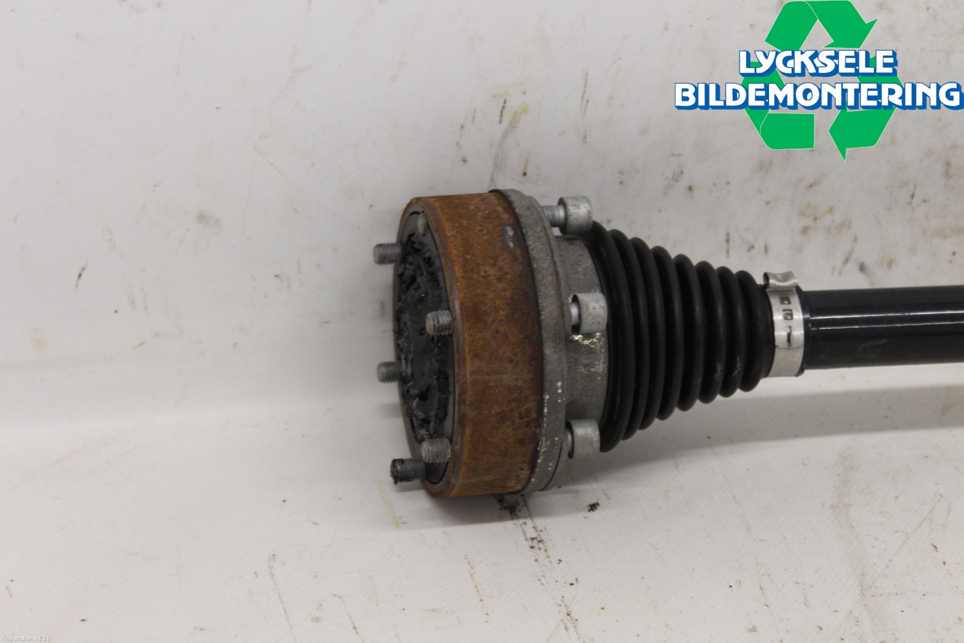 Skoda YETI Drivaxel Bak Höger