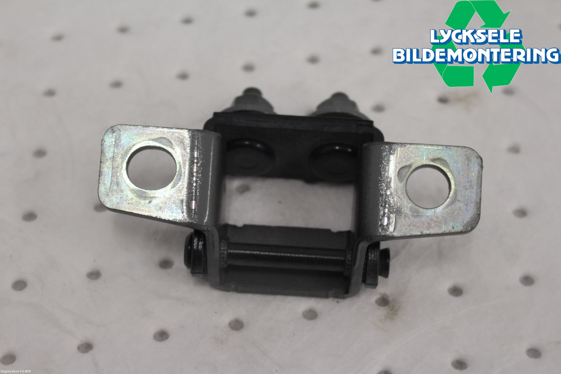 Kia CEED/CEED SW 19- Bakluckegångjärn Vä