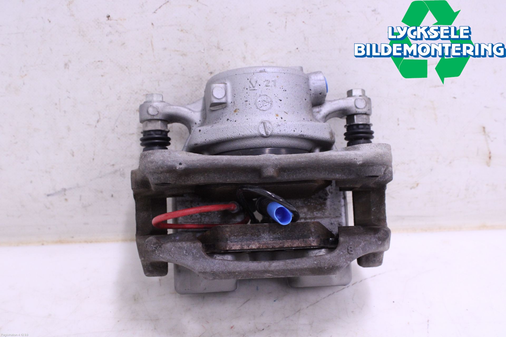 BMW 3 G20/G21/G80/G81 19- Bromsok Fram Vänster