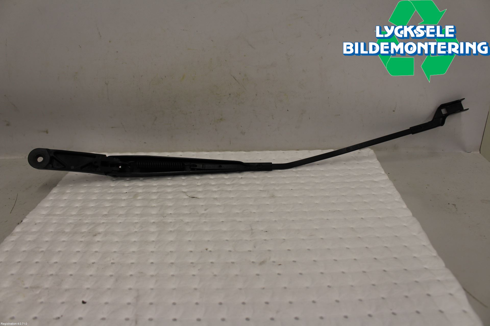 Seat TARRACO 19- Torkararm Armar Vindruta