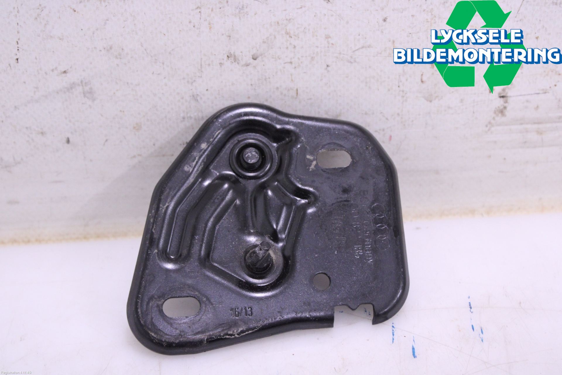 Audi Q3 8U 12-18 Huvlås