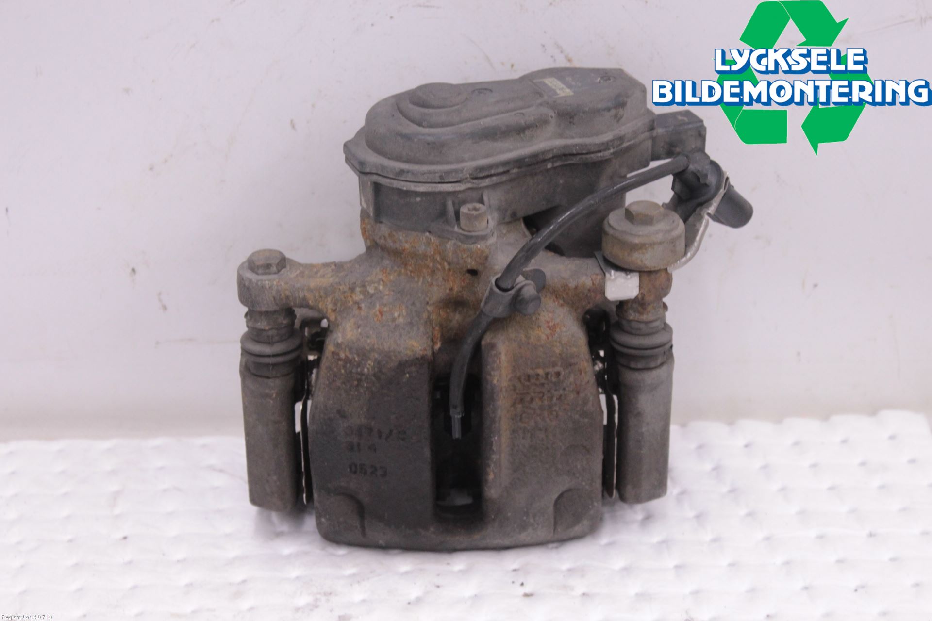 Audi A6 ALLROAD 12-18 Bromsok Bak Vänster