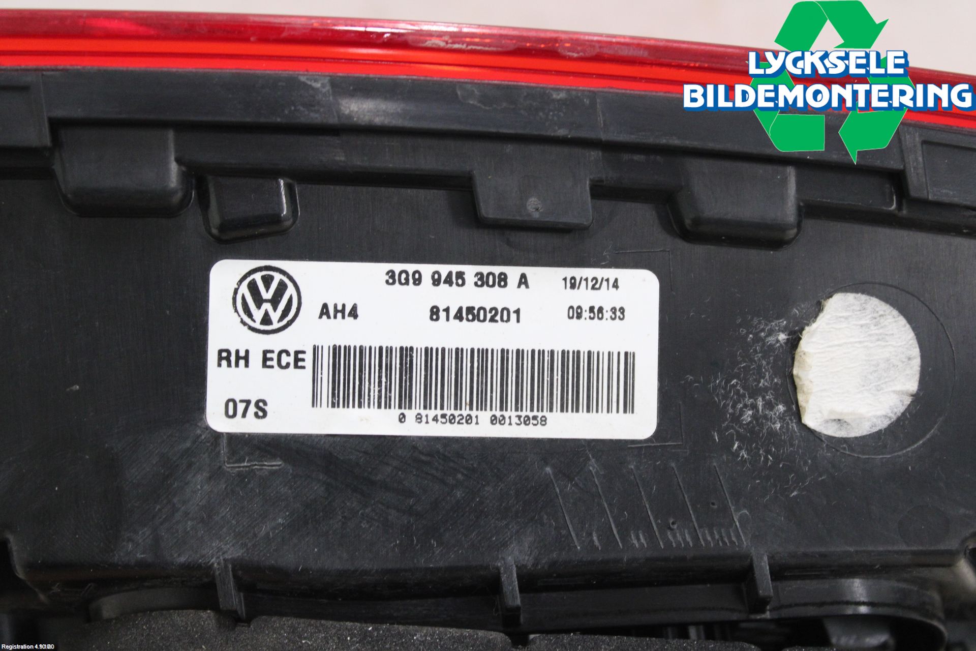 Volkswagen VW PASSAT 15-19 Bakljus Lucka Hö