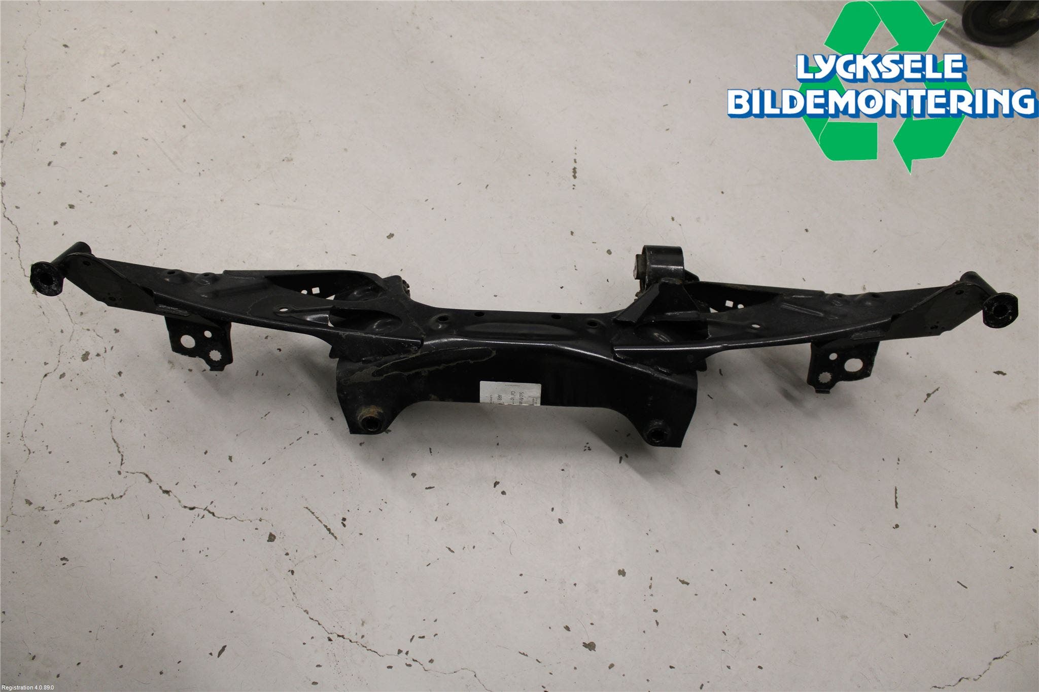 Mini COOPER CLUBMAN F54 16- Bakaxelbalk