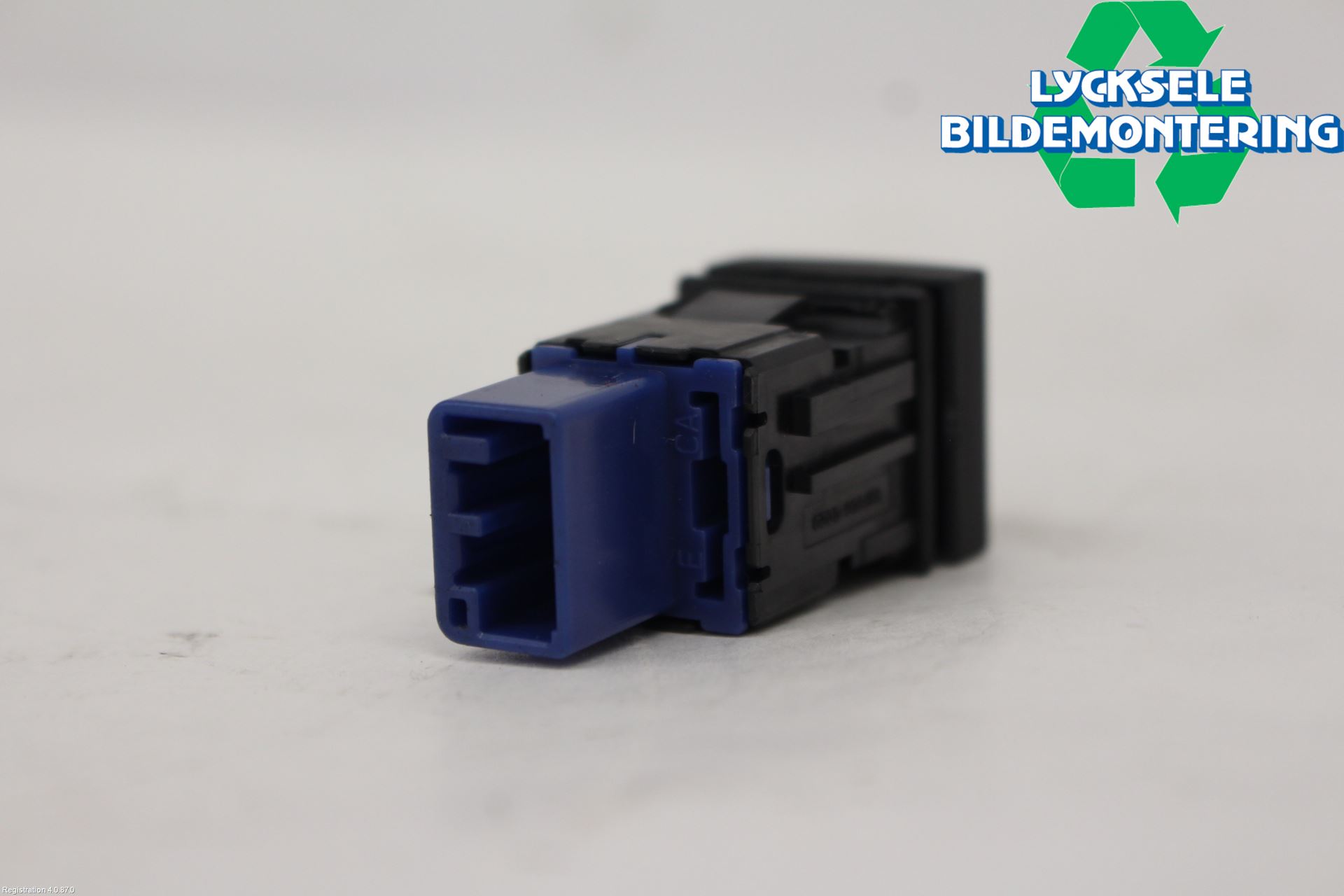 Toyota RAV4 19- Strömställare Tanklucka