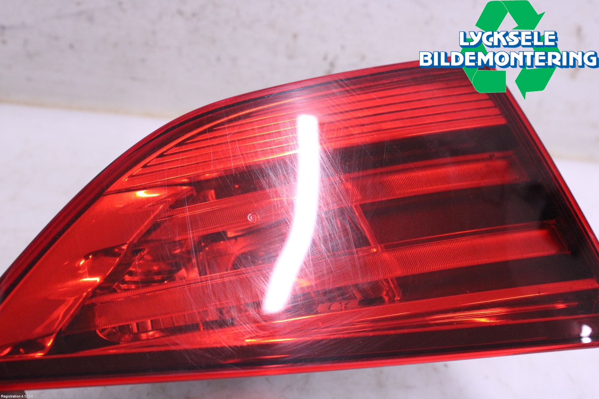 BMW X1 E84 10-15 Bakljus Lucka Vä