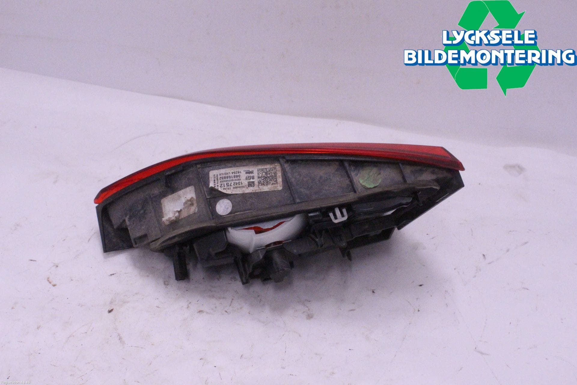 Opel ASTRA K 16-22 Bakljus Lucka Vä