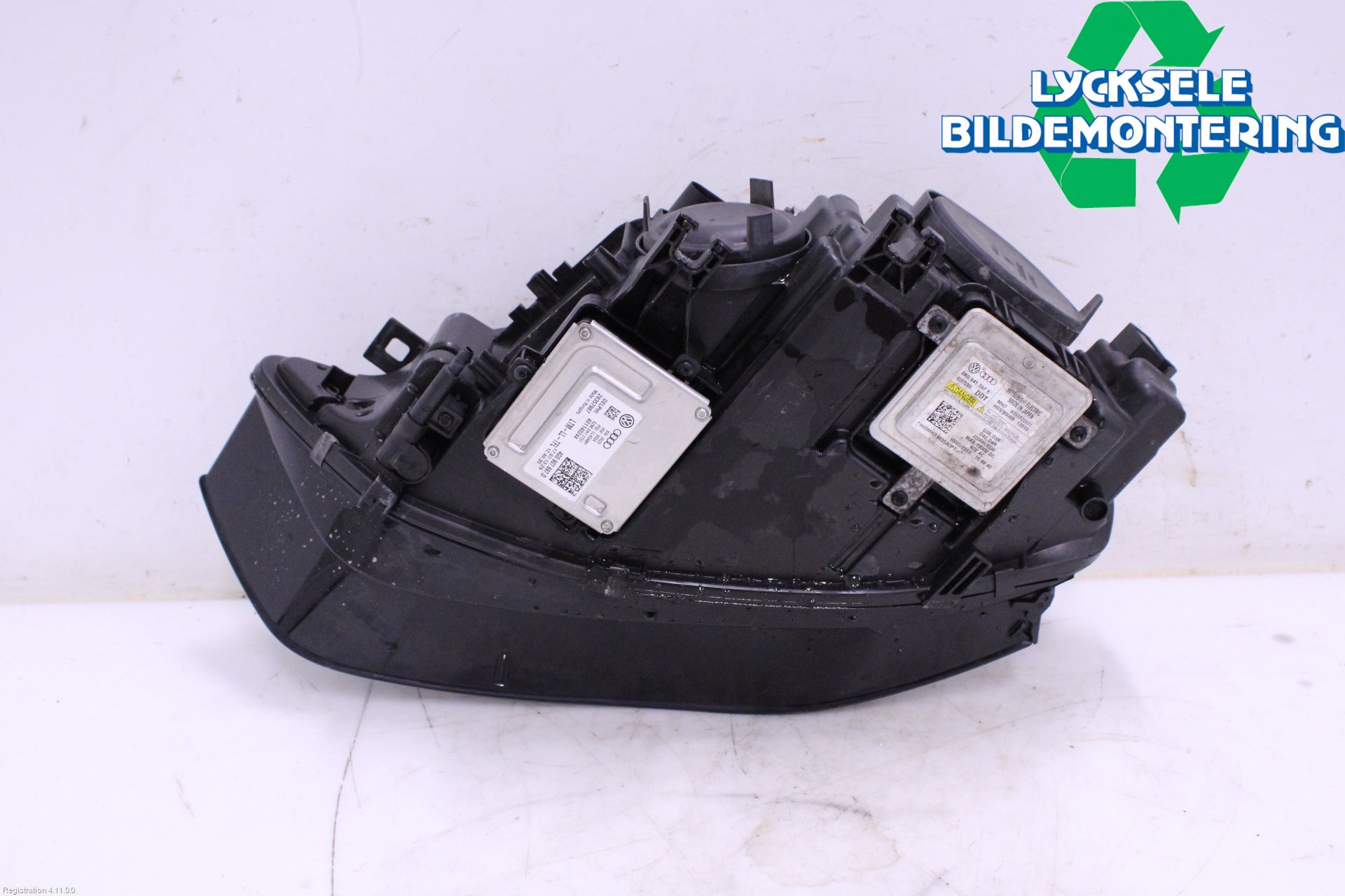 Audi A4 12-15 Strålkastare Höger