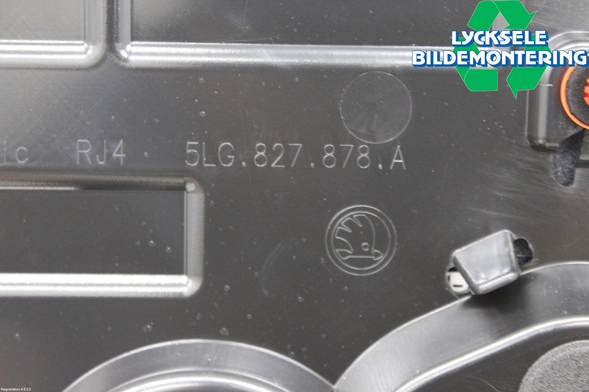 Skoda ENYAQ iV 21- Spoiler Baklucka