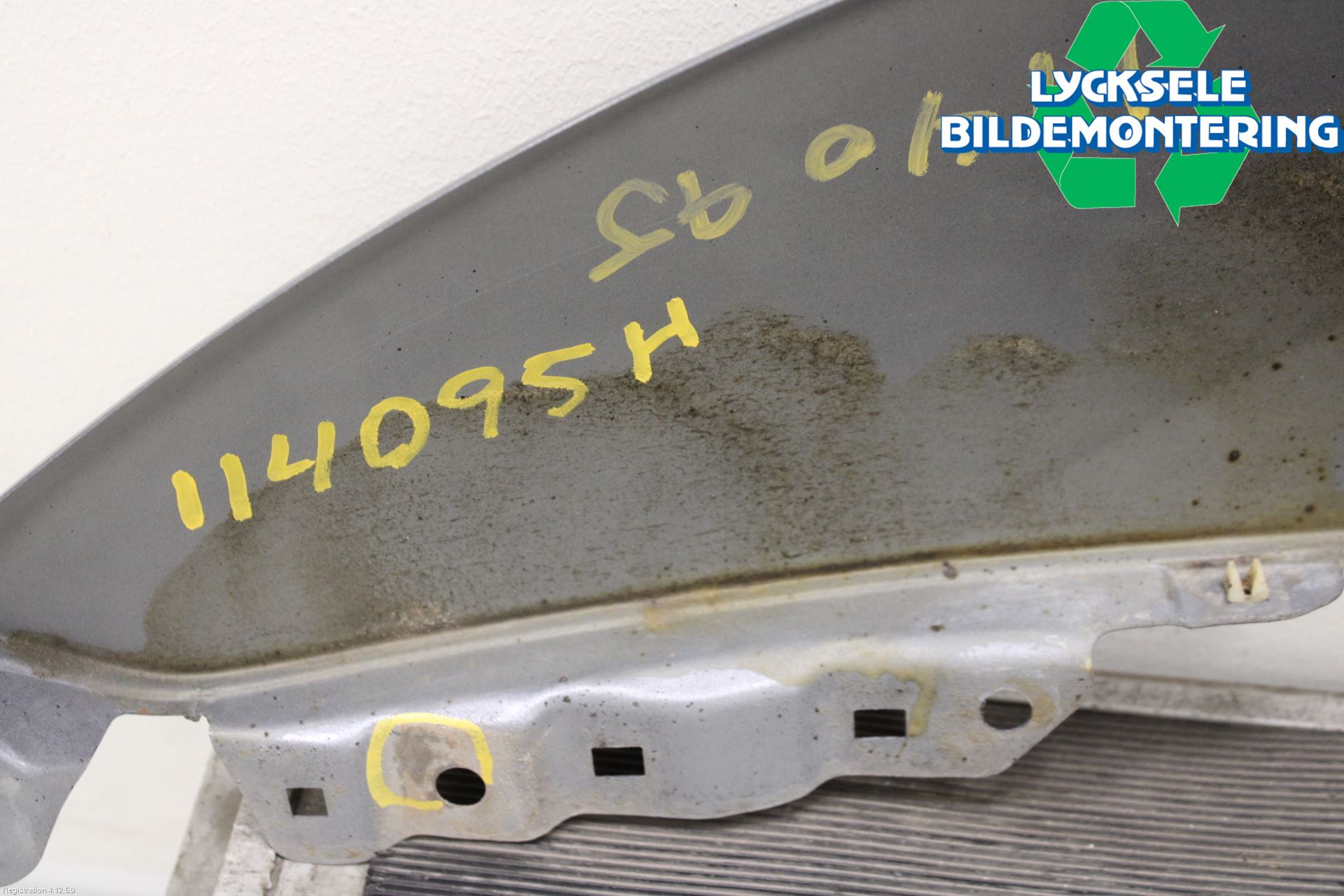 Hyundai i40 08-15 Skärm Fram Höger