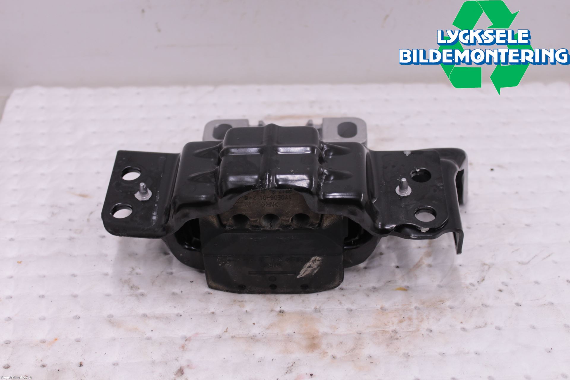 Volkswagen VW T-CROSS 19- Växellådsfäste