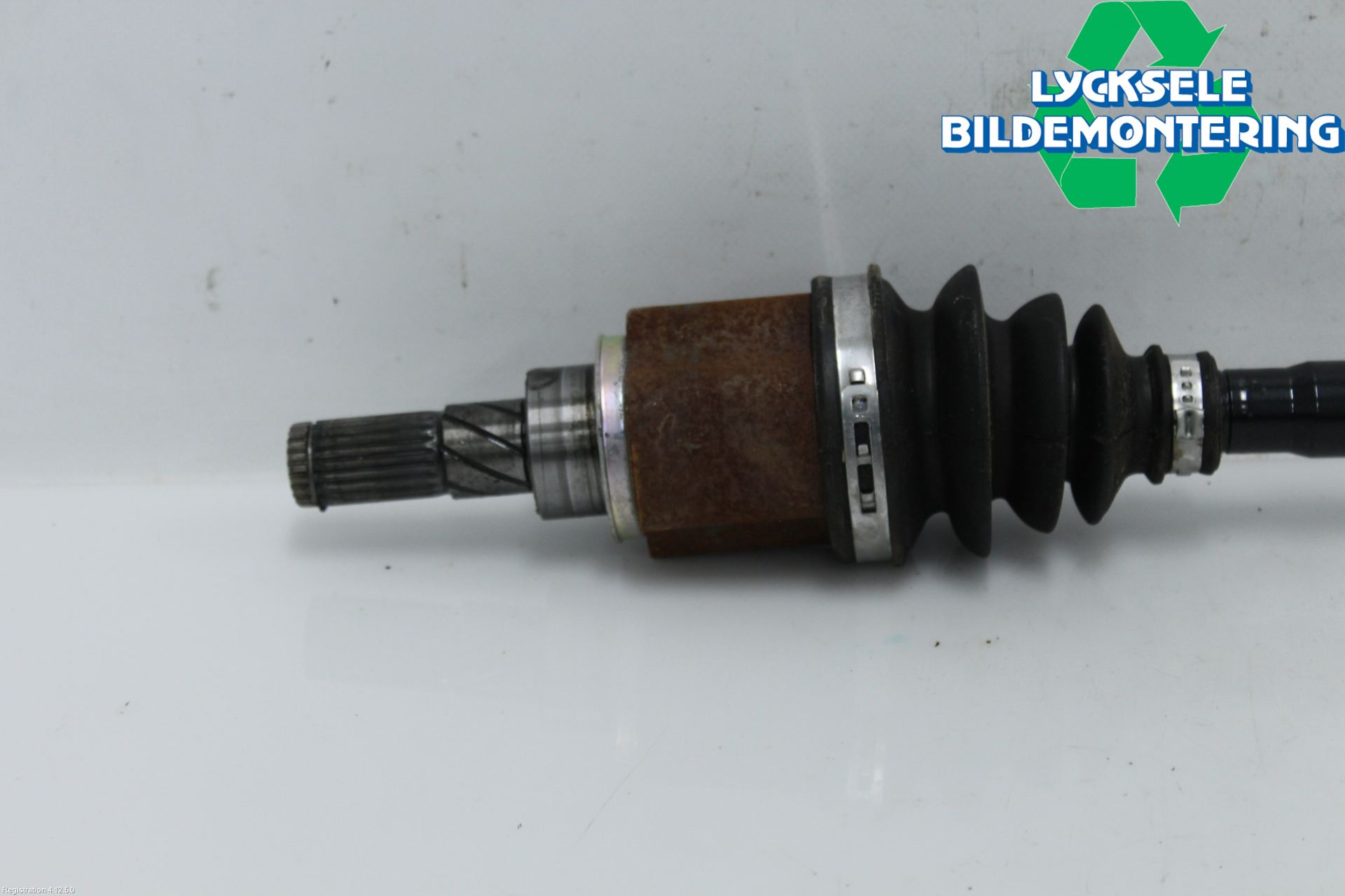 Nissan QASHQAI 21- Drivaxel Bak Vänster