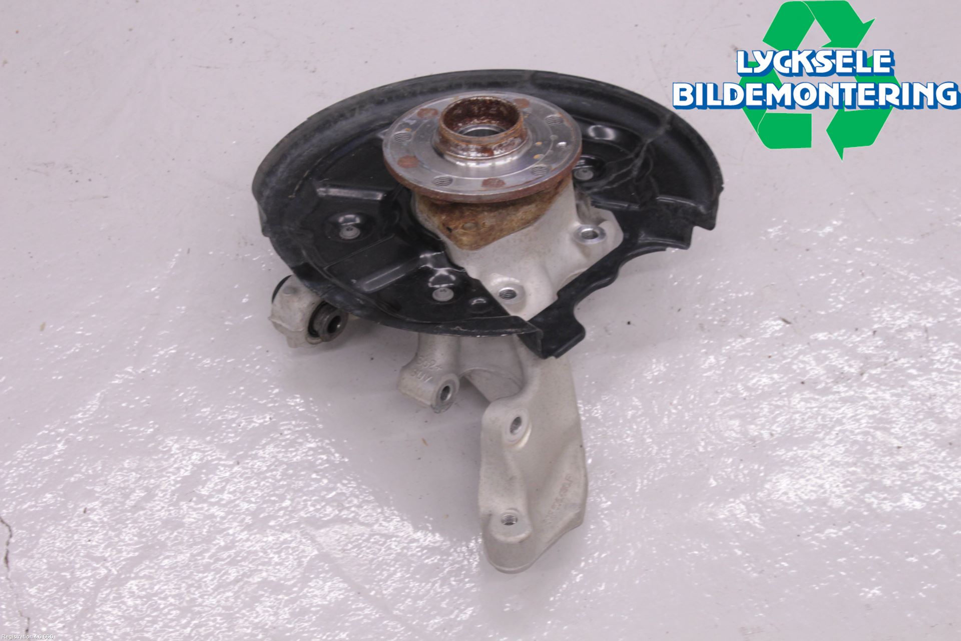 Volkswagen VW TIGUAN 16-24 Hjullagerhus-Spindel Hö B