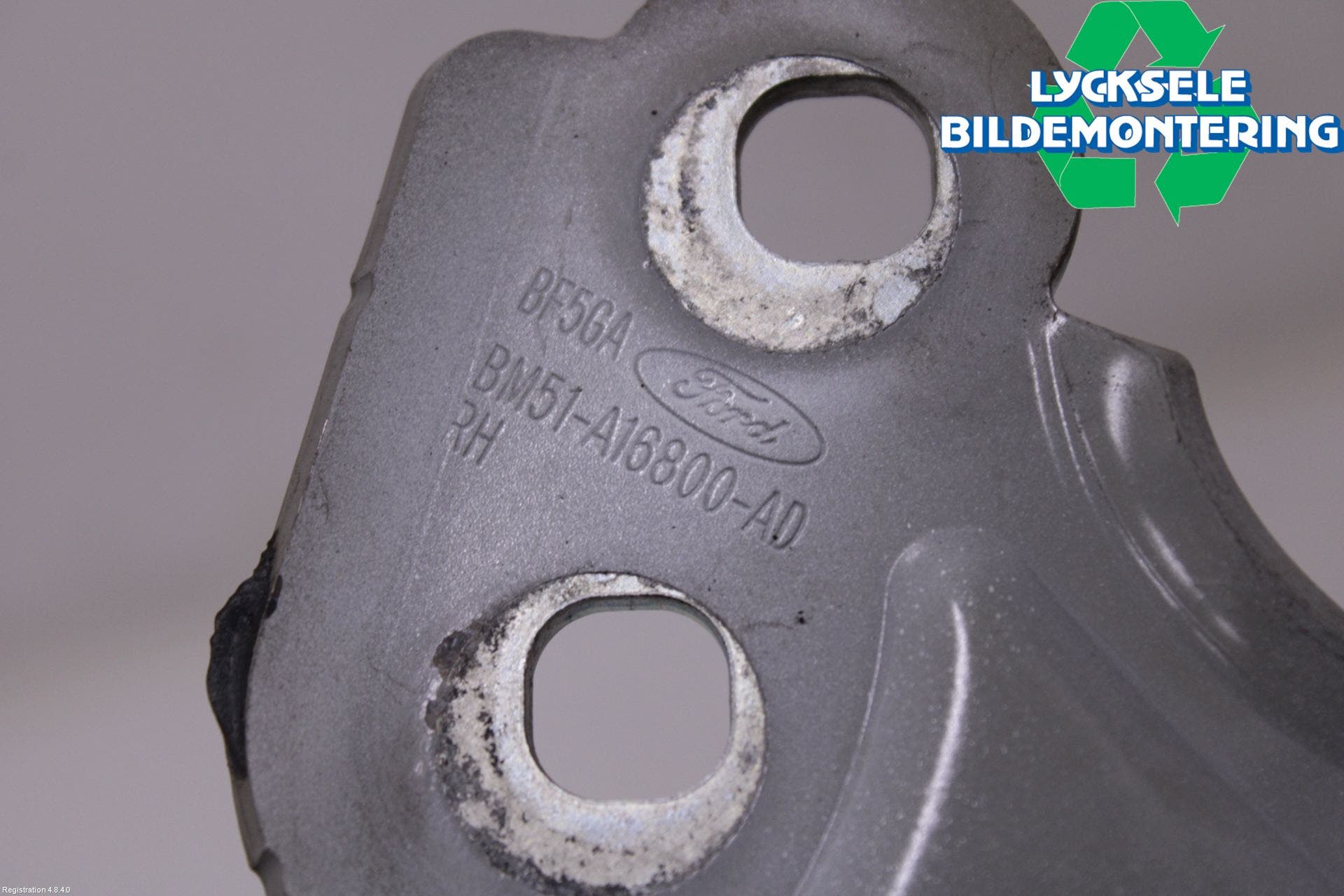 Ford FOCUS 11-14 Huvgångjärn