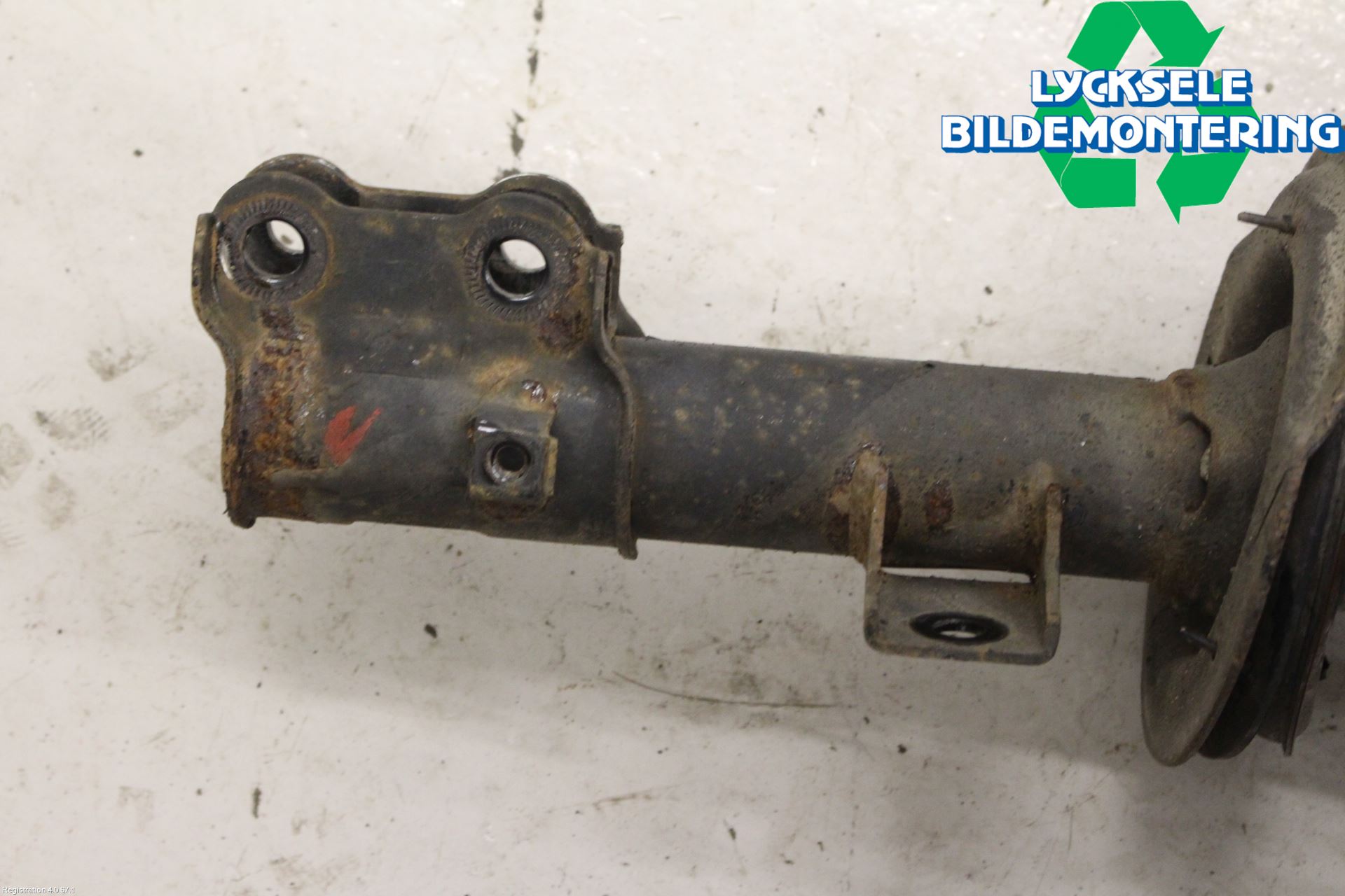 Hyundai i30 GD 13-17 Fjäderben Fram Vänster