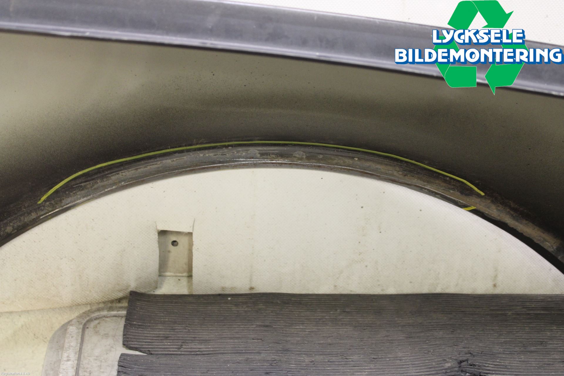 BMW 3 E46      98-05 Skärm Fram Vänster