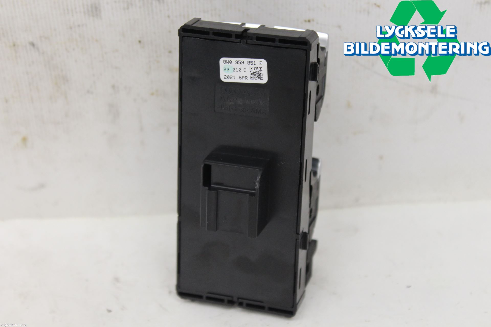 Audi A4/S4 B9 20- Strömställare Elhiss