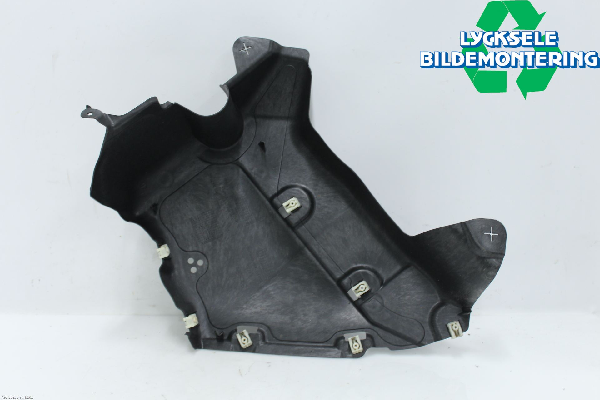 BMW 3 G20/G21/G80/G81 19- Hasplåt Plåt-Plast