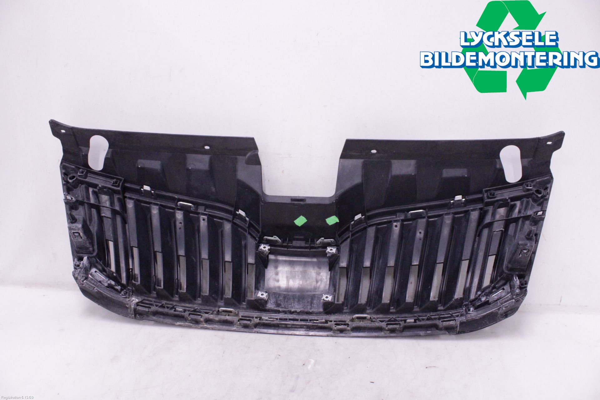 Skoda OCTAVIA (5E) 13-20 Grill Komp
