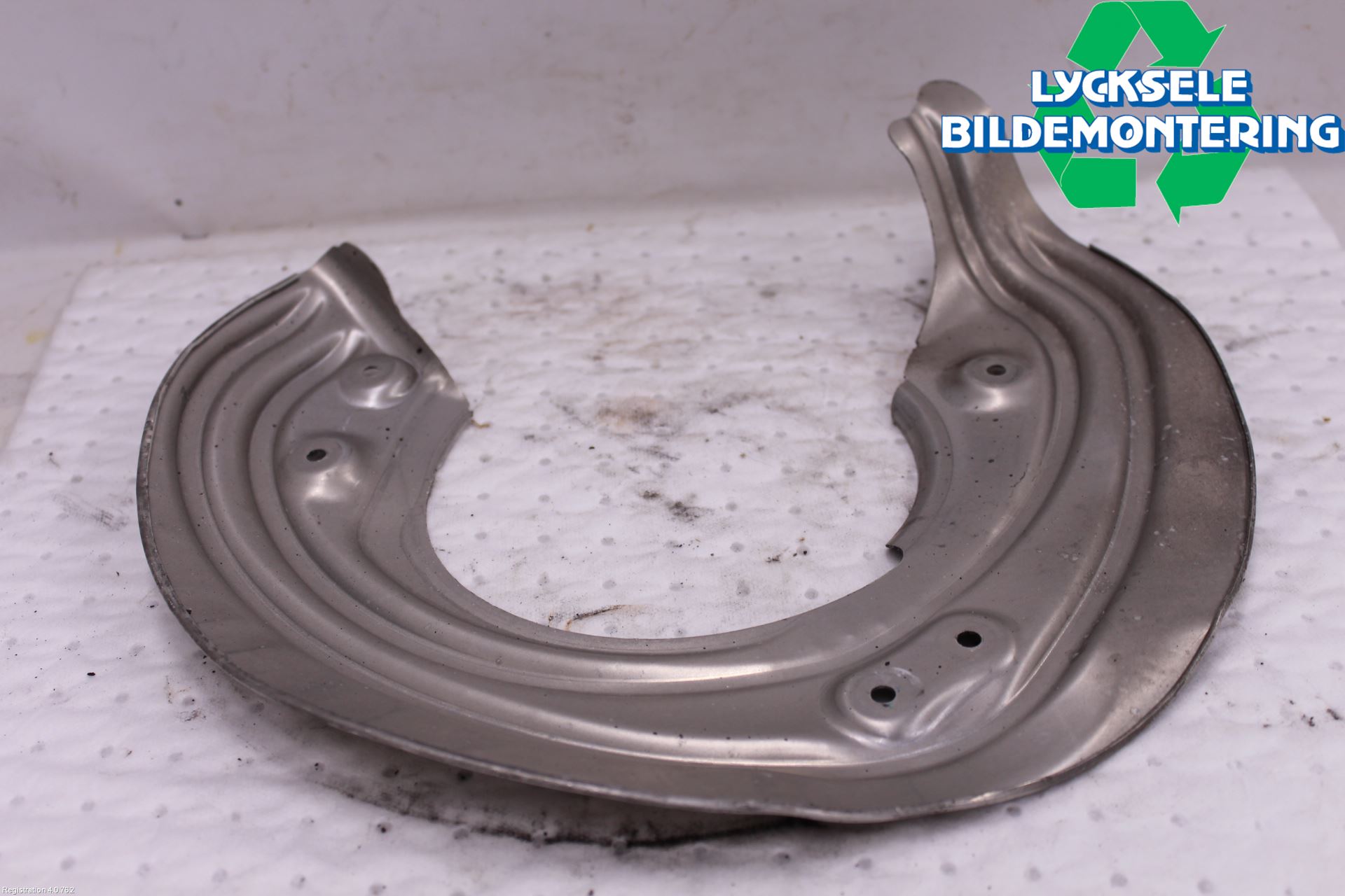 BMW 3 G20/G21/G80/G81 19- Bromssköld Fram