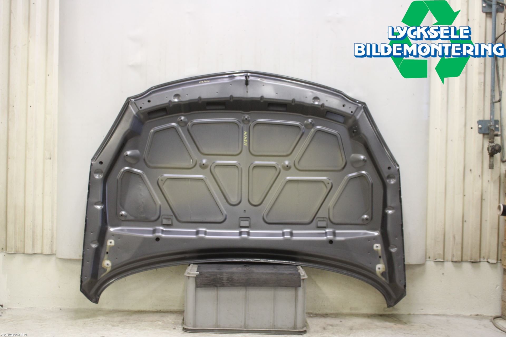 Opel INSIGNIA 09-16 Huv Fram