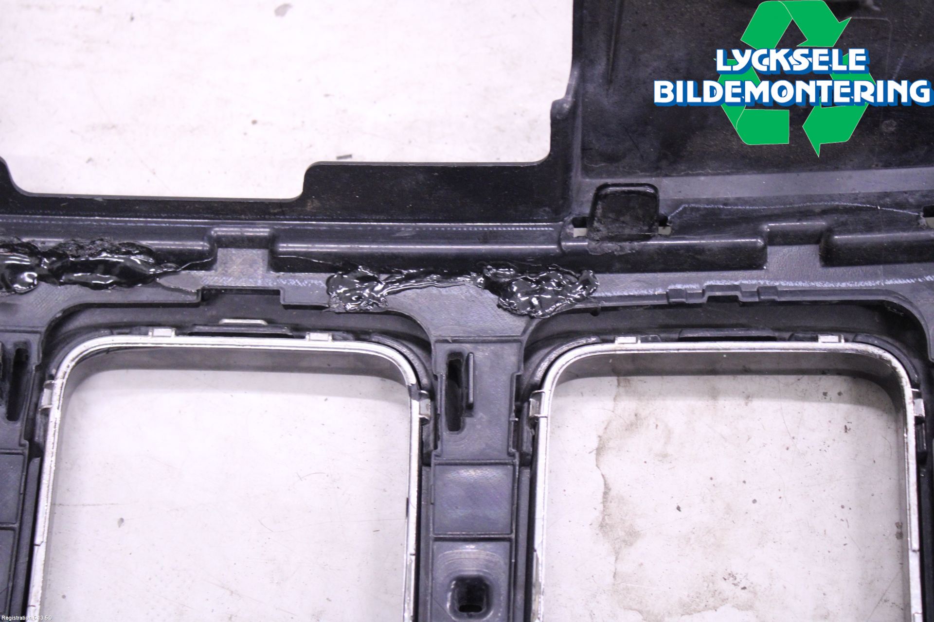Jeep GRAND CHEROKEE 10-20 Grill Komp