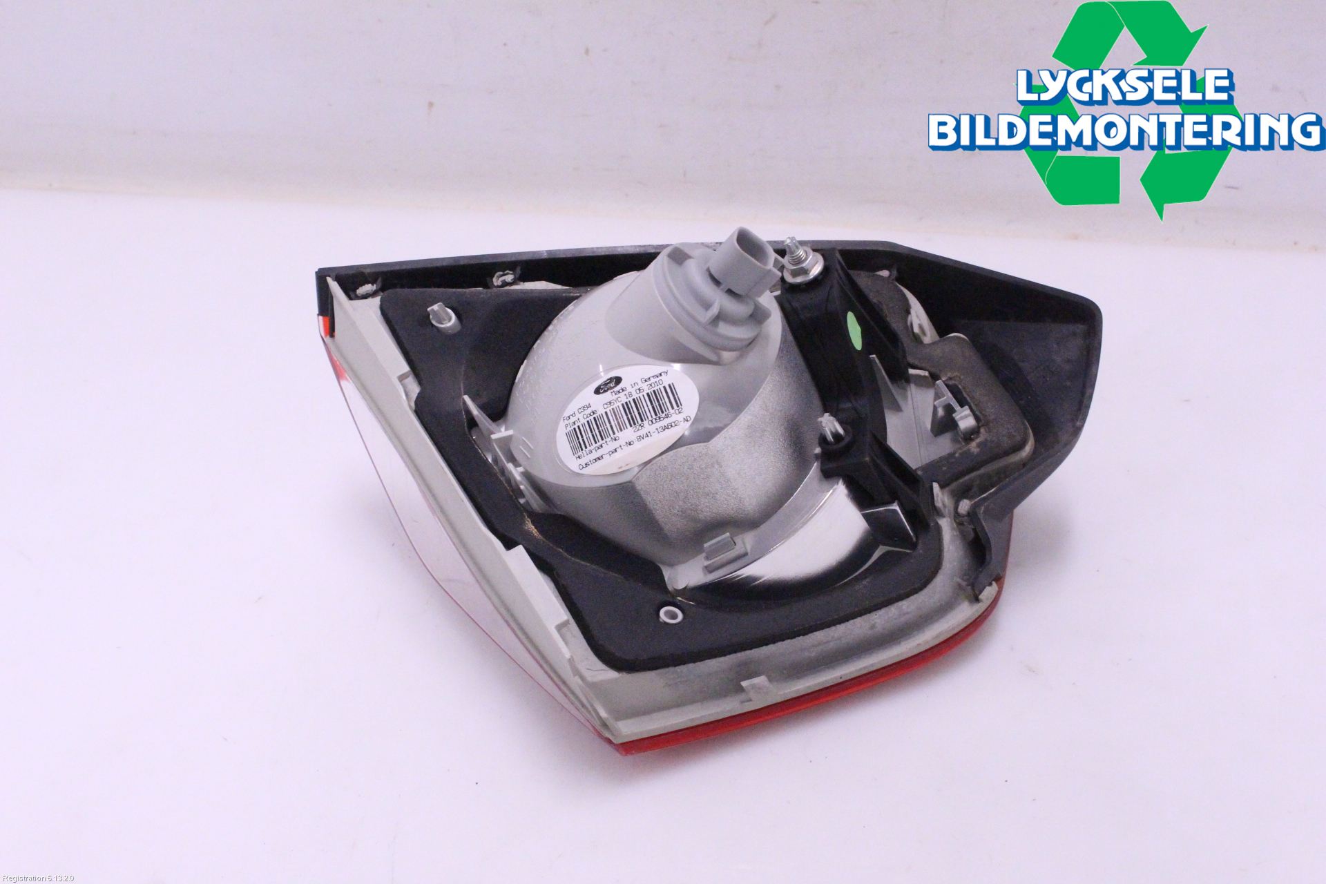 Ford KUGA 08-12 Bakljus Lucka Hö