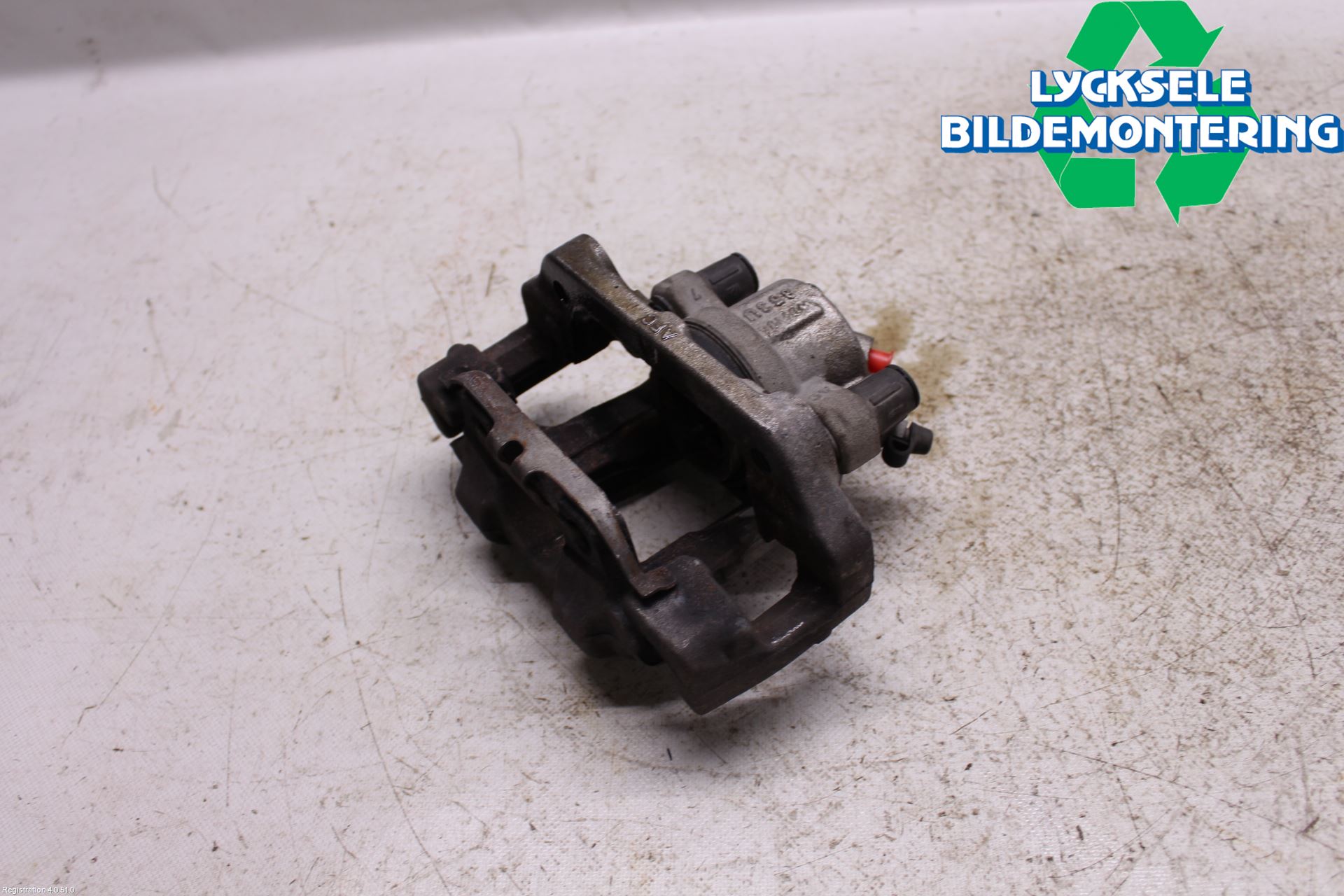 BMW 1 F20/F21 11-19 Bromsok Fram Vänster