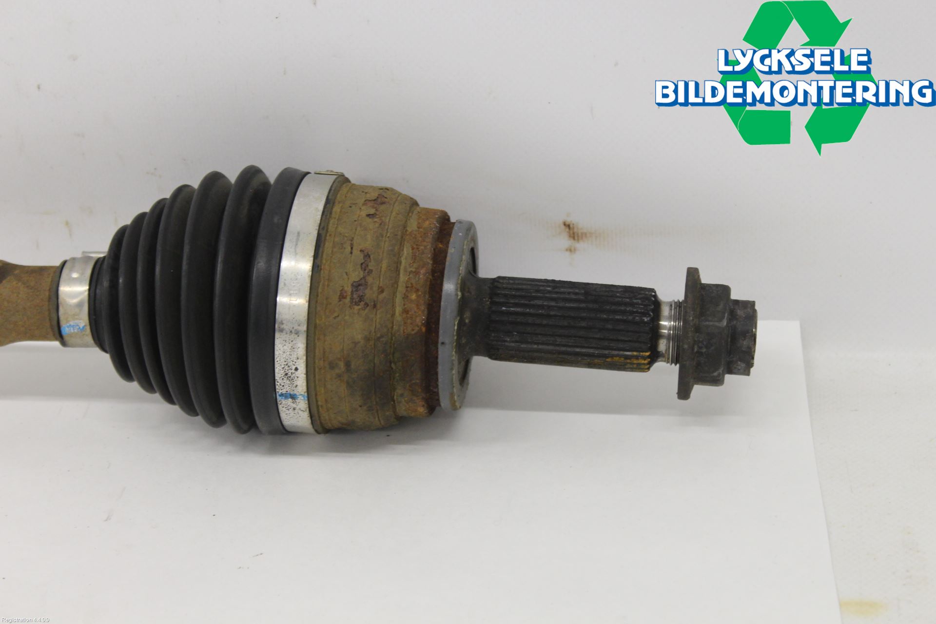 Kia CEED/CEED SW 19- Drivaxel Fram Höger