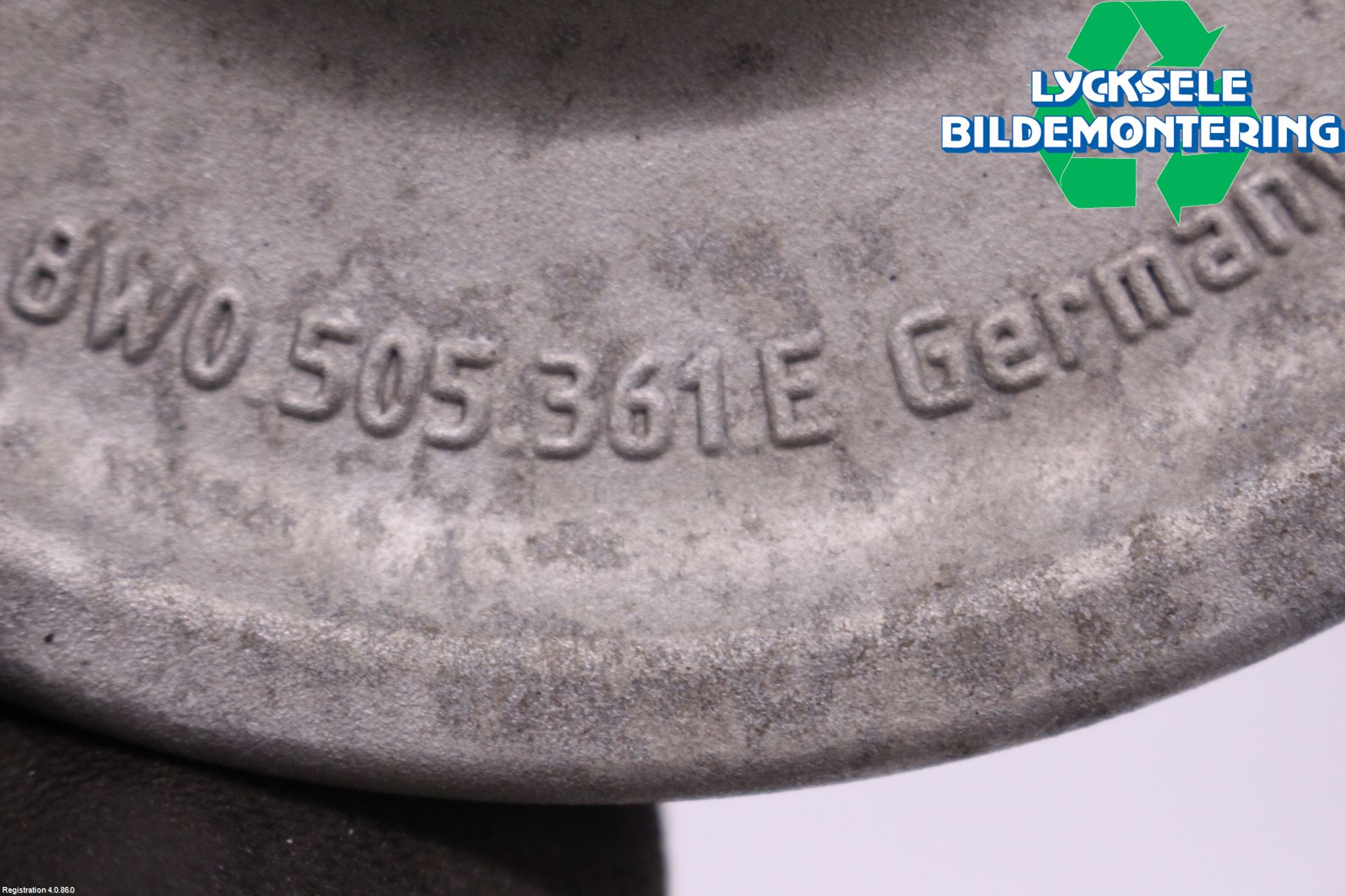 Audi A4/S4 B9 20- Bärarm Bak Övre Höger