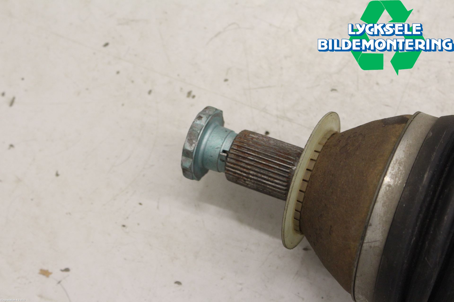 Seat IBIZA V 21- Drivaxel Fram Höger