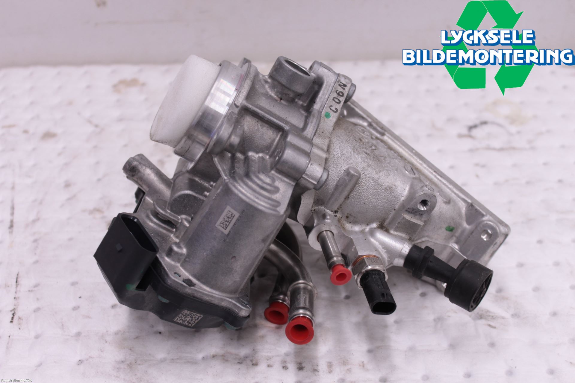 Audi A4/S4 B9 20- Injspjällhus