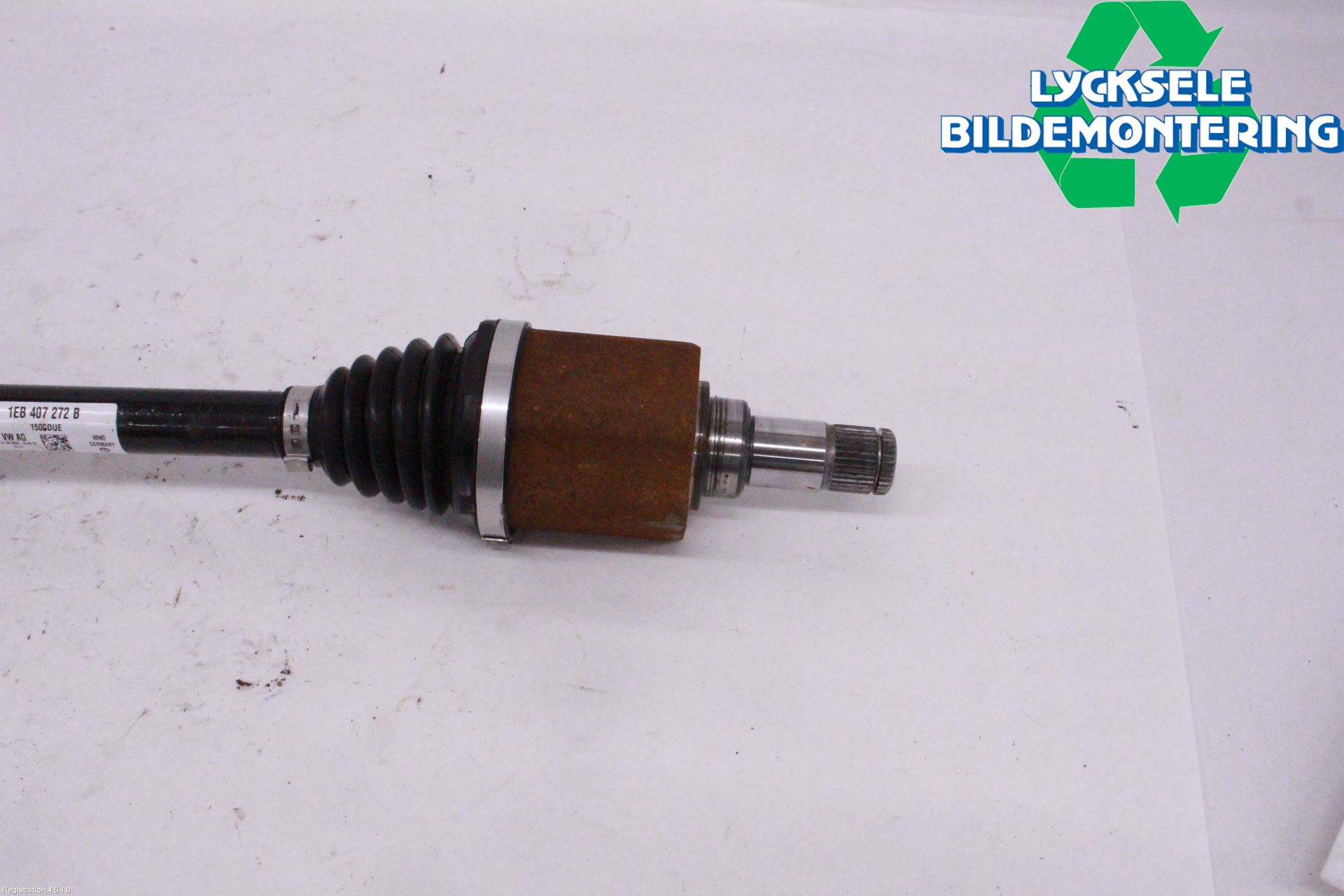 Skoda ENYAQ iV 21- Drivaxel Fram Höger