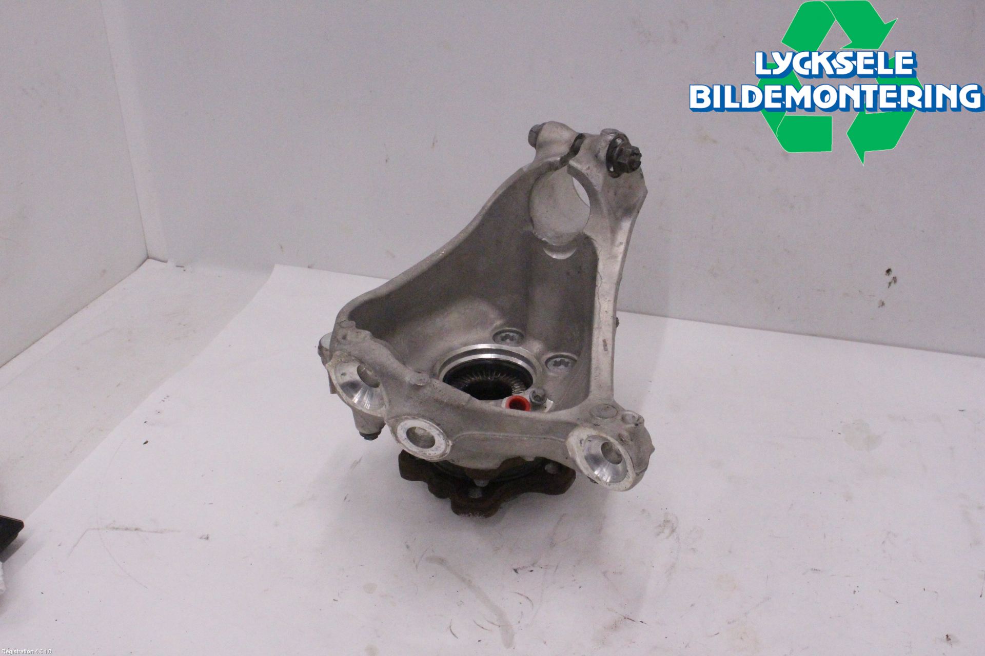 BMW X3 G01 18- Styrspindel Lagerhus Vä