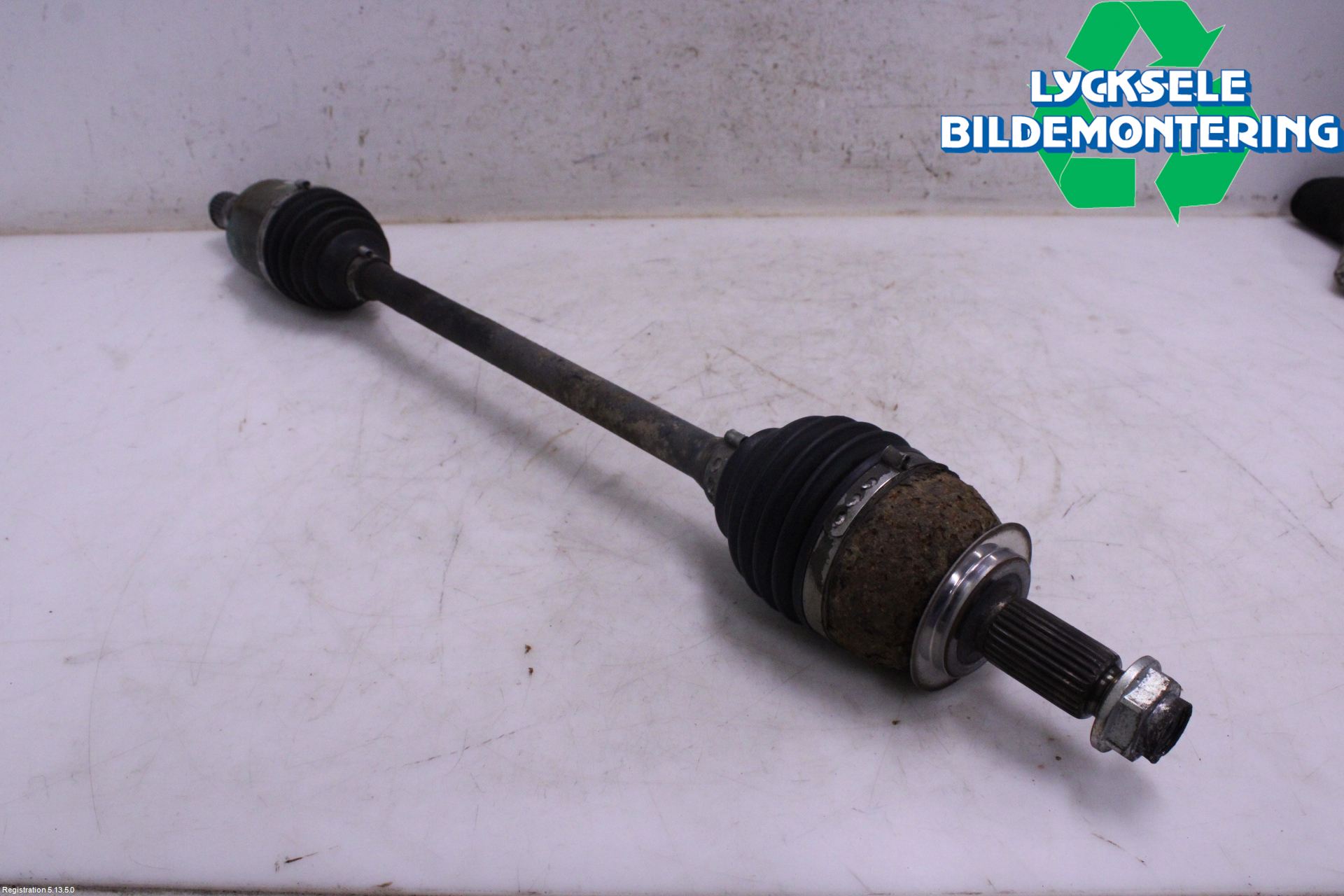 Subaru OUTBACK 10-15 Drivaxel Fram Vänster