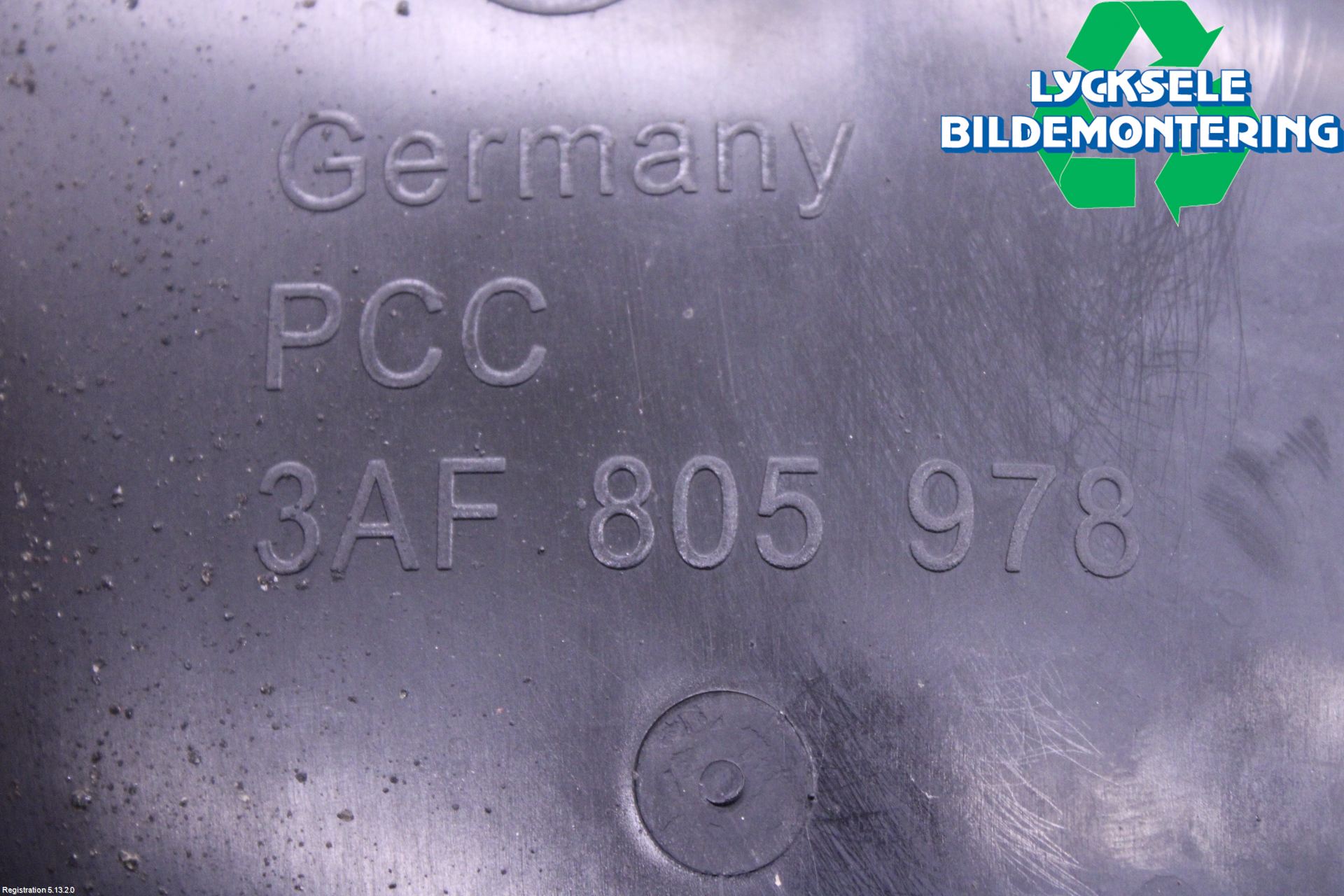 Volkswagen VW PASSAT 11-14 Skärm Inner